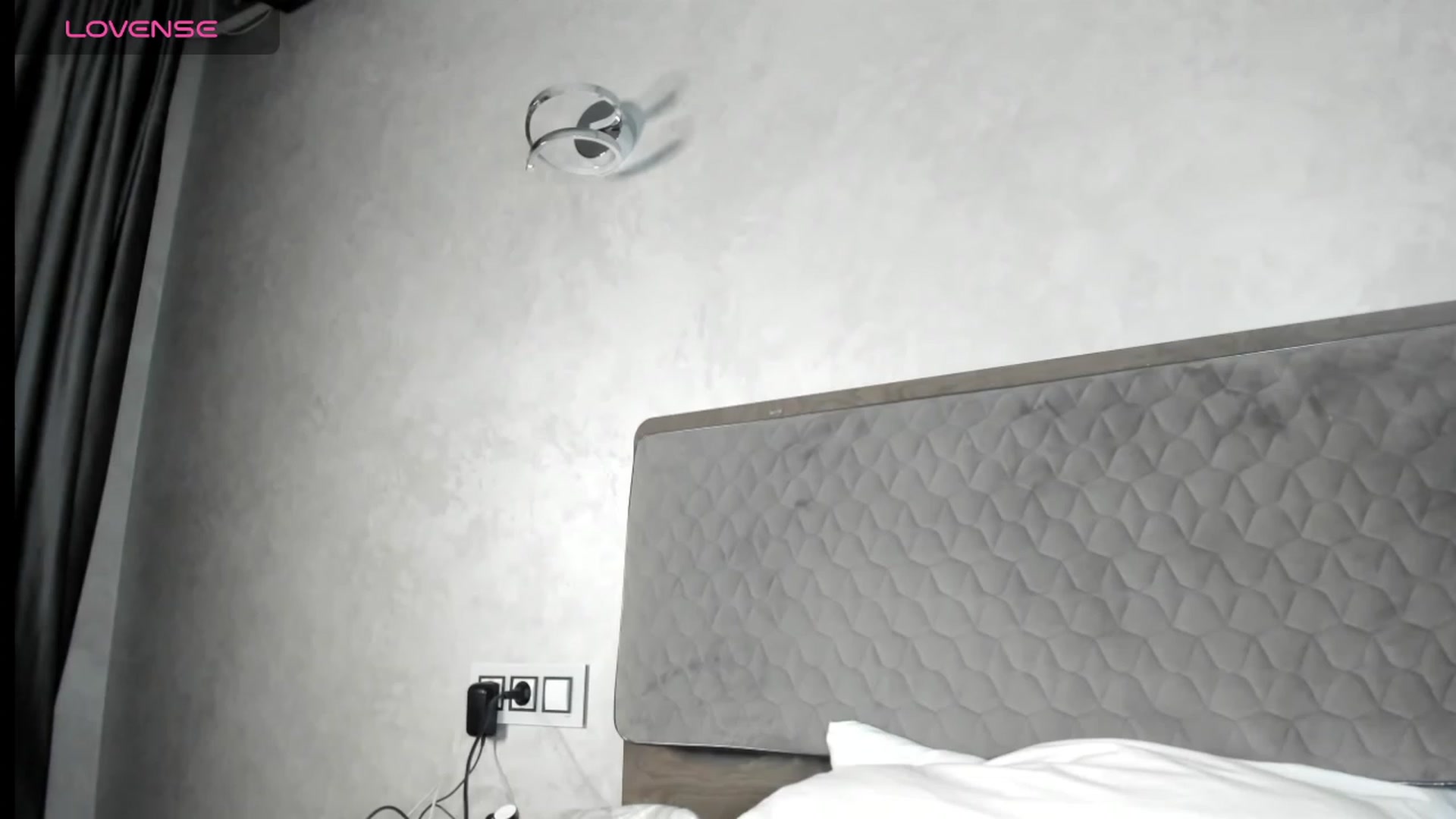 Gallery image thumbnail from RealKate's myfreecams stream on, 03/03/2024, 22:13 image 17 of 20