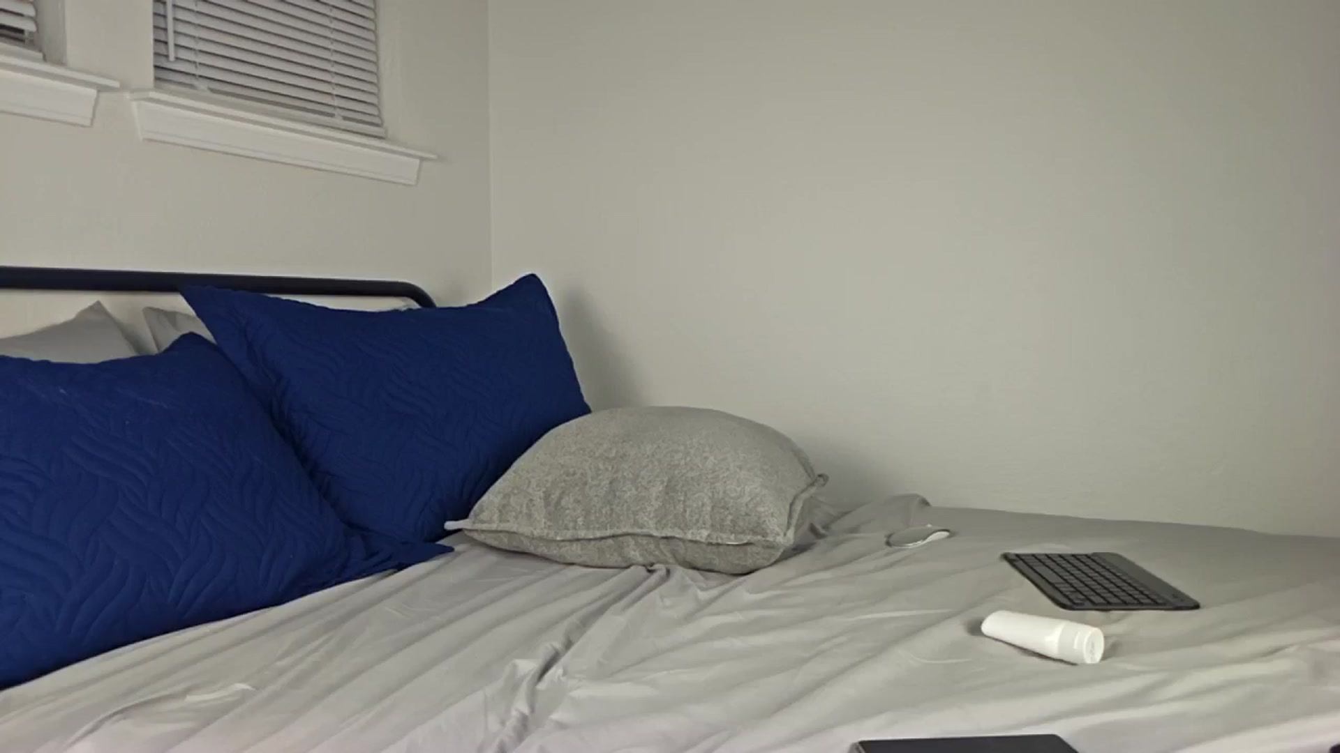 Gallery image thumbnail from RealRedhead's myfreecams stream on, 09/11/2025, 02:23 image 12 of 20