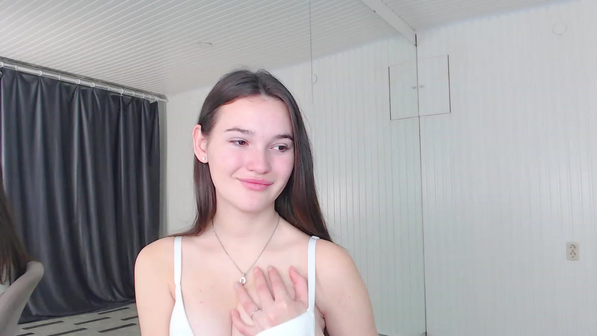 Gallery image thumbnail from Real_nature's myfreecams stream on, 12/18/2023, 09:21 image 17 of 20