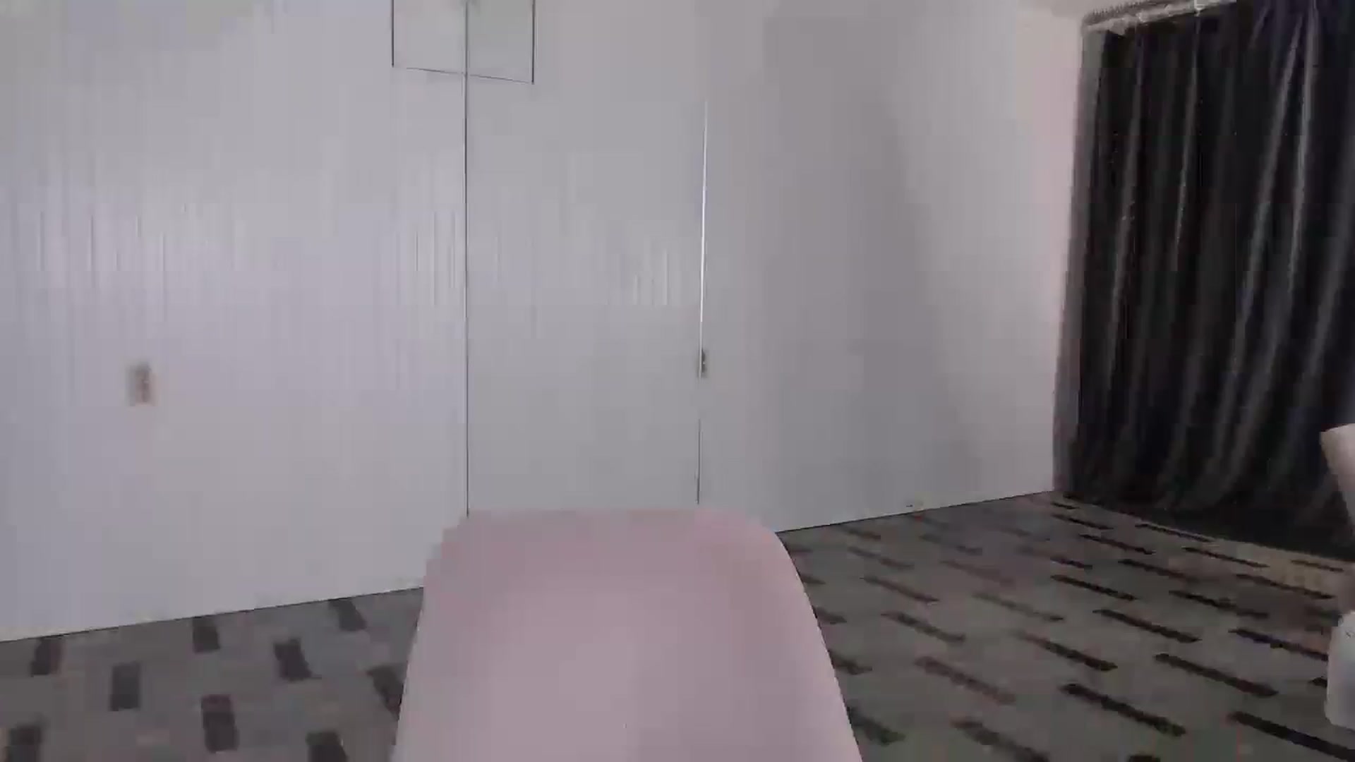 Gallery image thumbnail from Real_nature's myfreecams stream on, 12/18/2023, 16:28 image 3 of 20