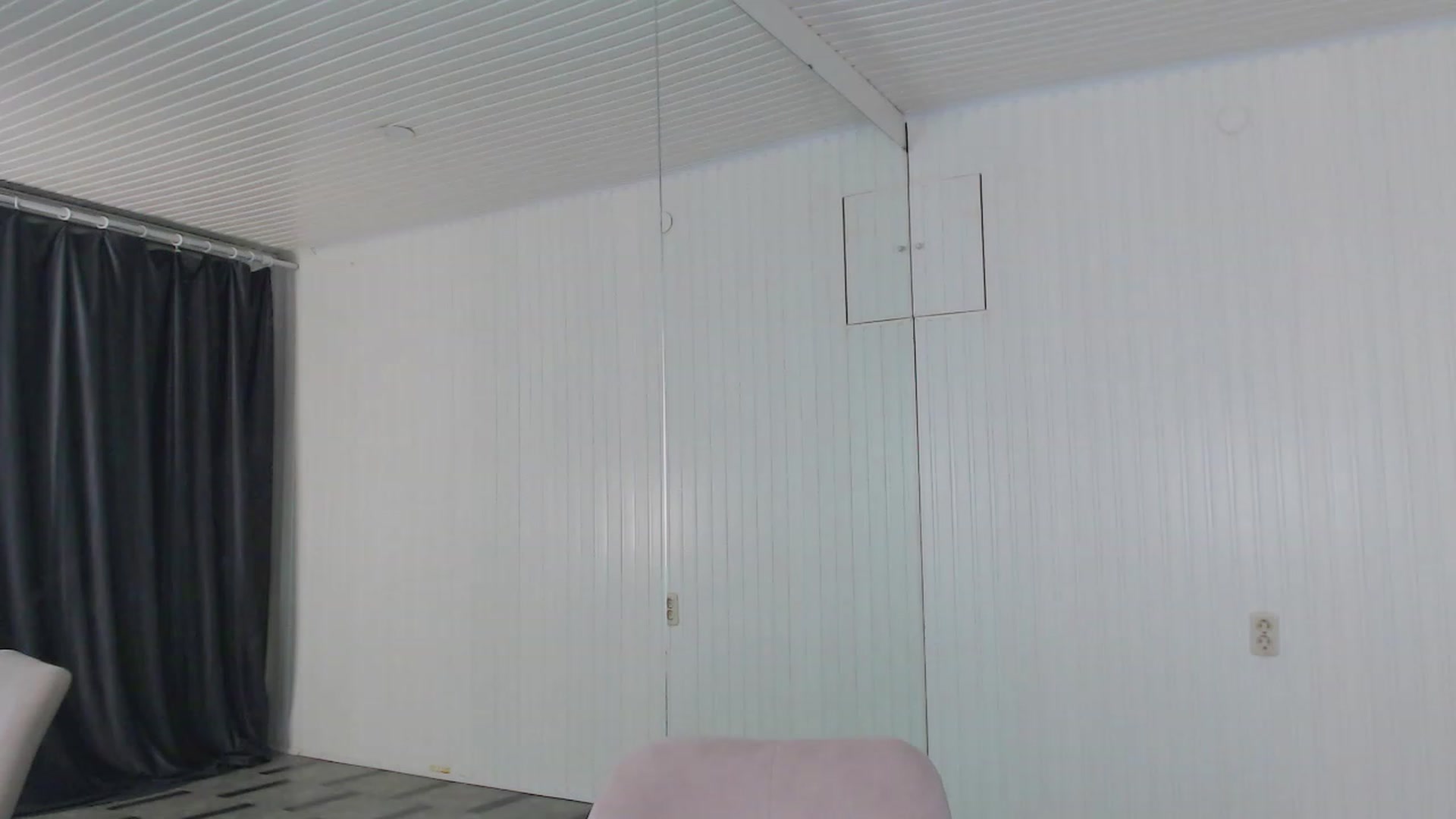 Gallery image thumbnail from Real_nature's myfreecams stream on, 12/20/2023, 18:49 image 2 of 20