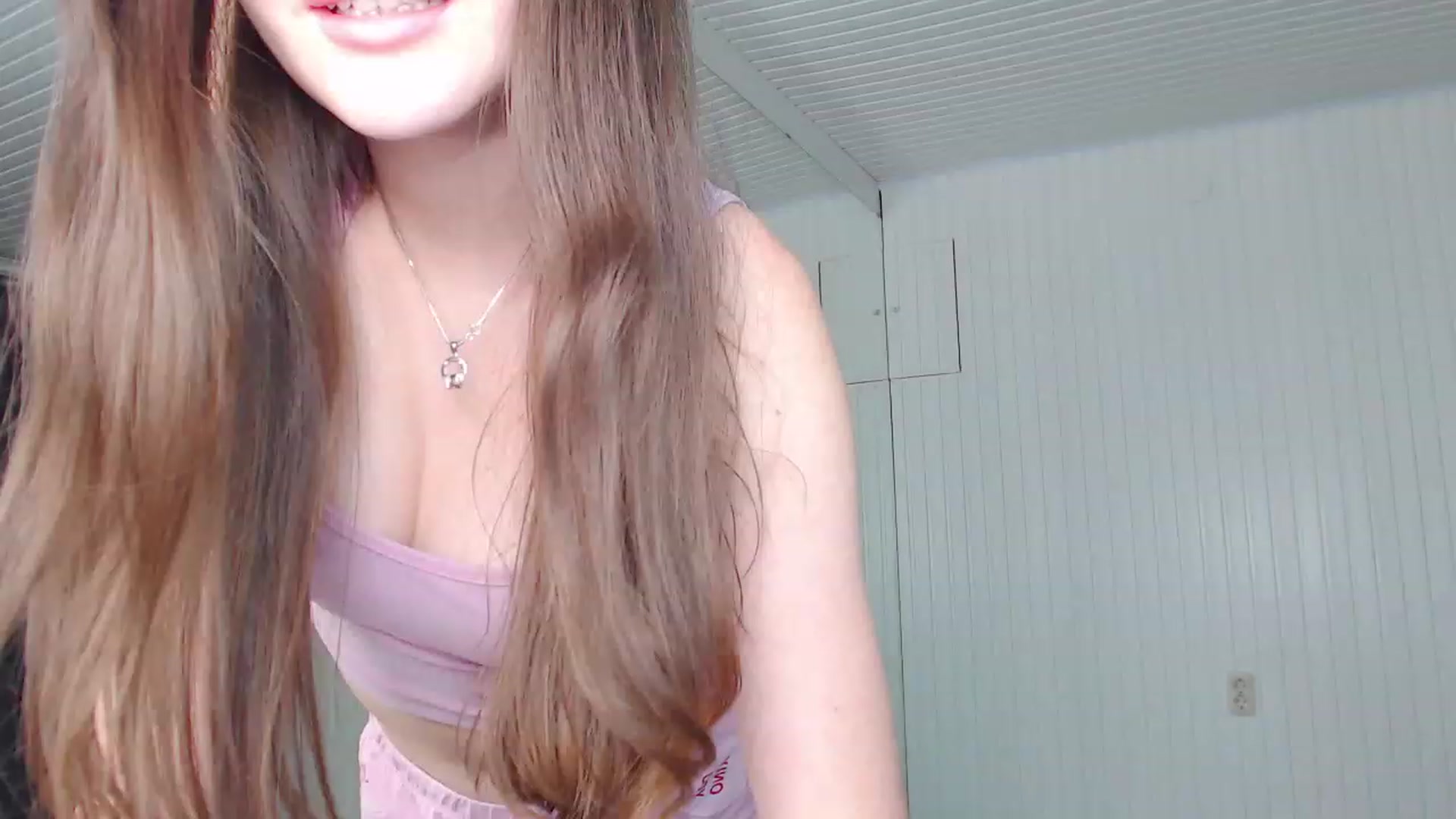 Gallery image thumbnail from Real_nature's myfreecams stream on, 12/25/2023, 12:50 image 14 of 20