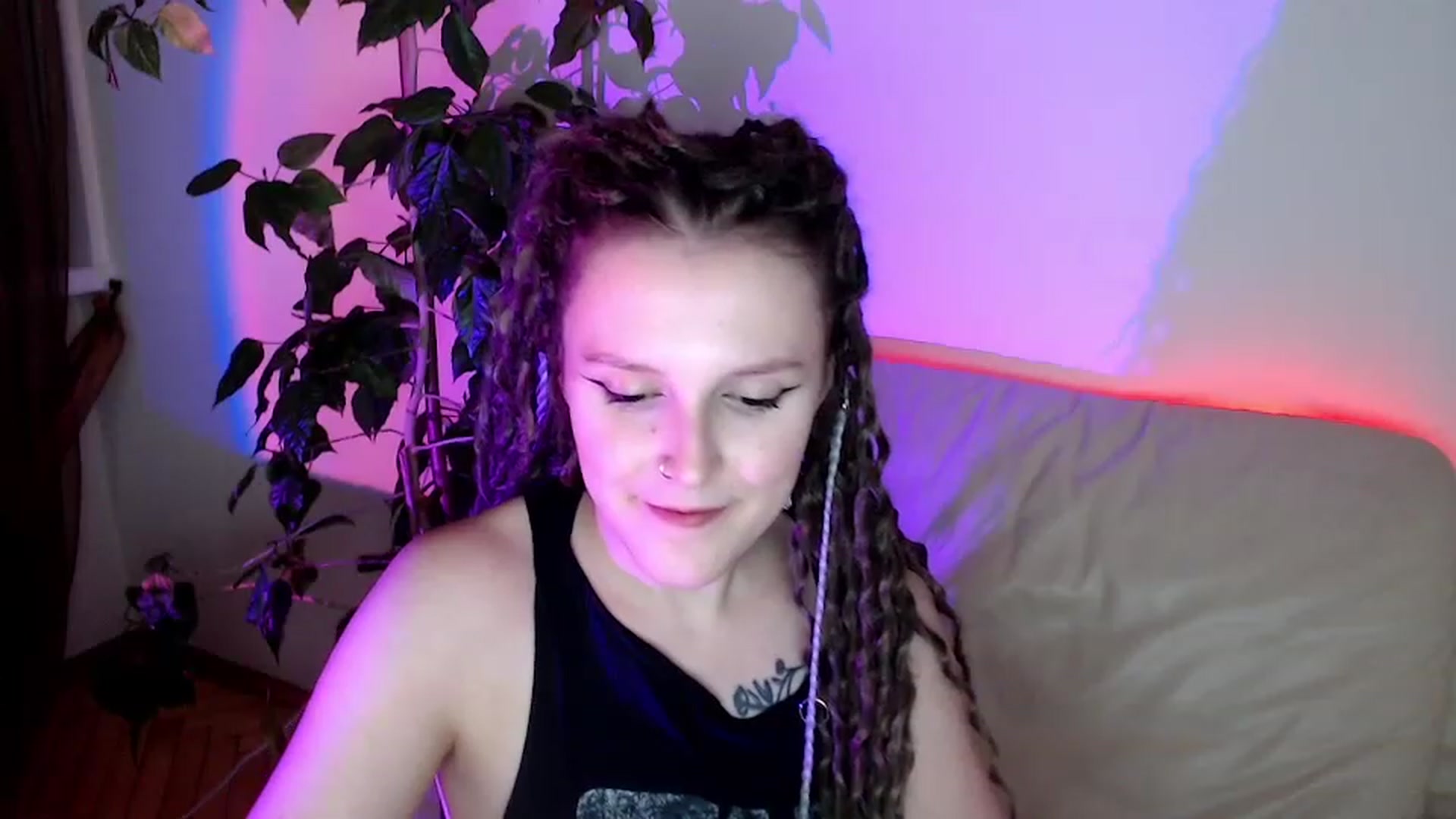 Gallery image thumbnail from Rebecca_Kitty's myfreecams stream on, 11/16/2022, 02:27 image 16 of 20