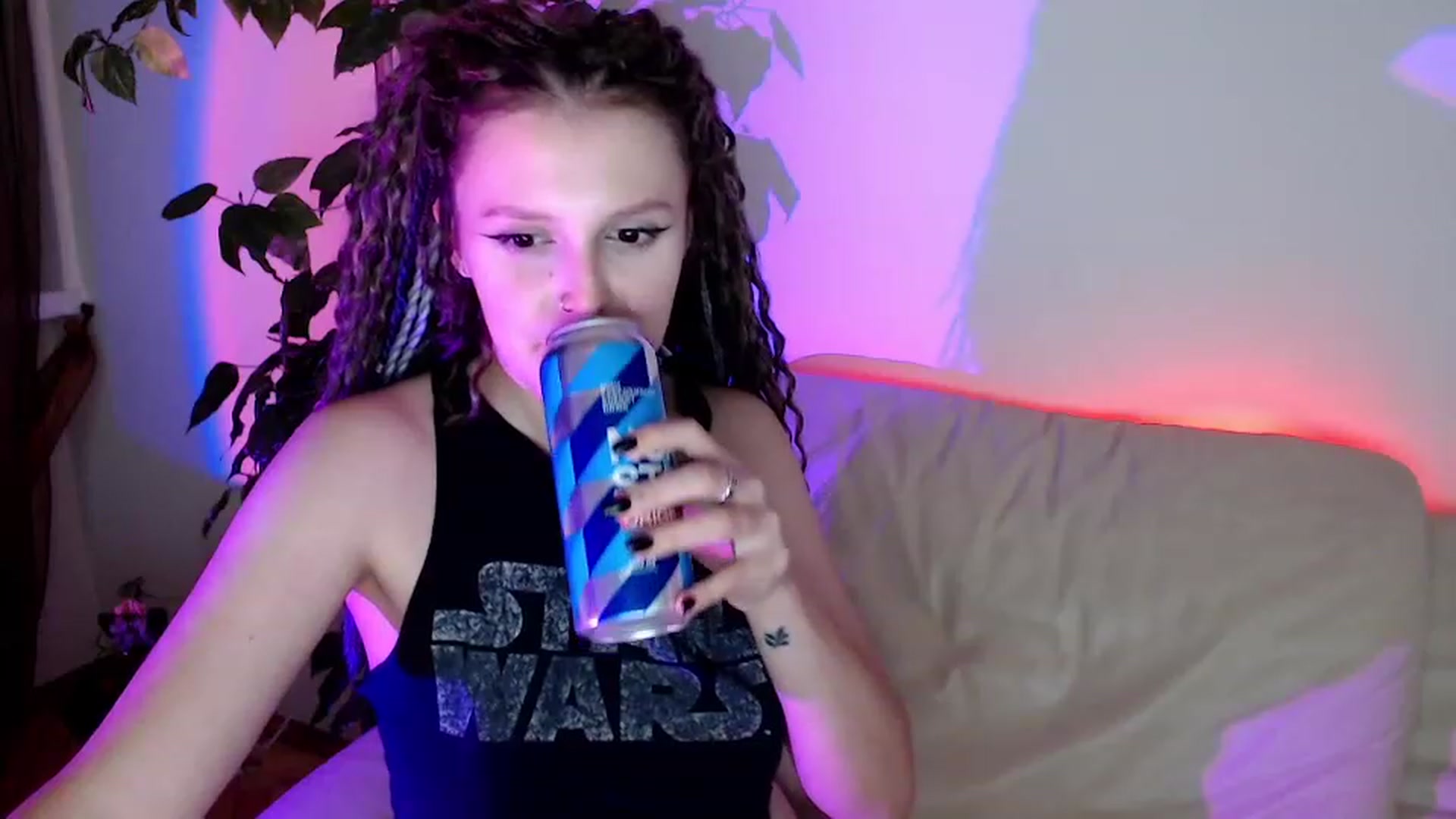 Gallery image thumbnail from Rebecca_Kitty's myfreecams stream on, 11/16/2022, 02:27 image 5 of 20
