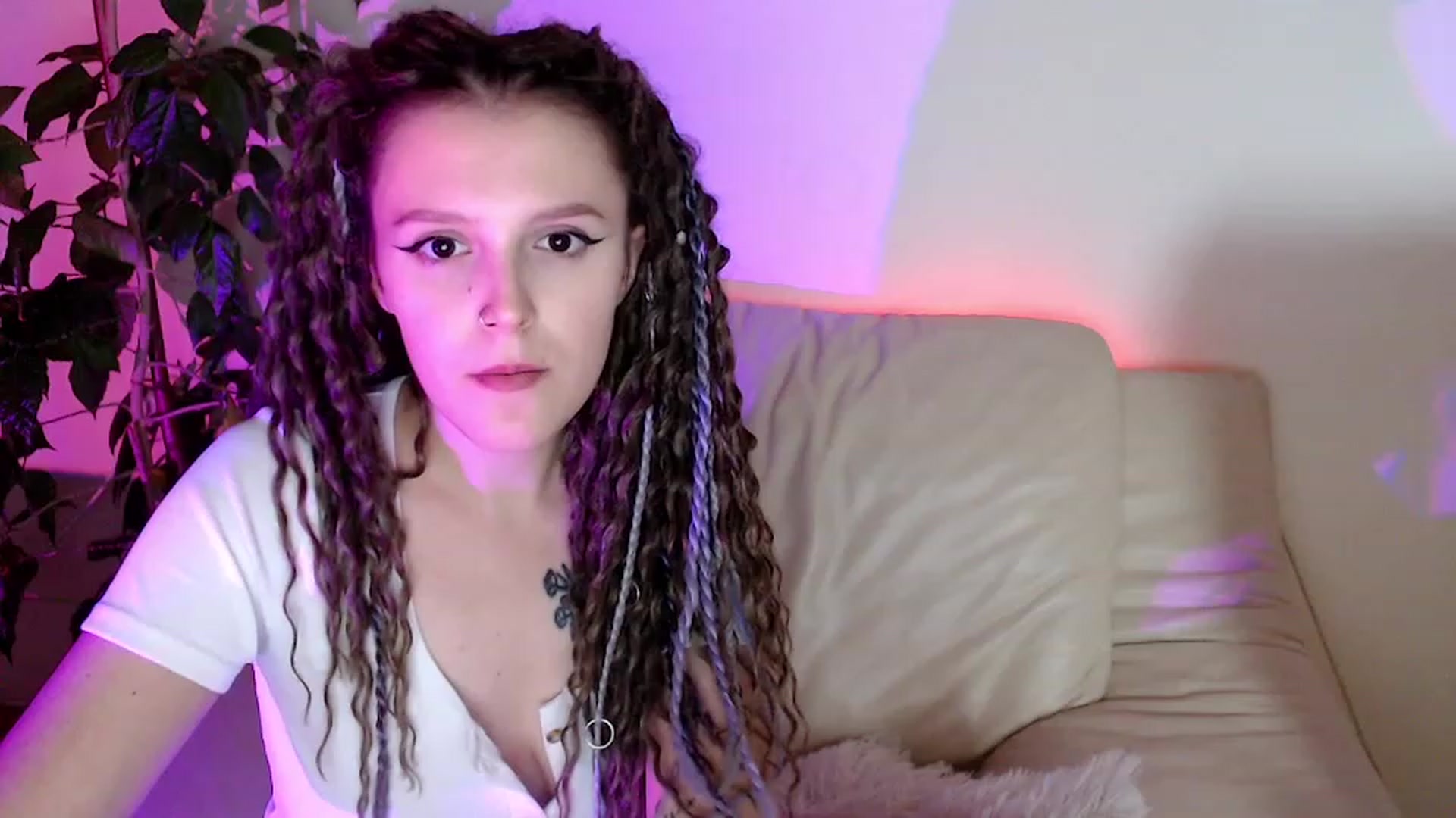 Gallery image thumbnail from Rebecca_Kitty's myfreecams stream on, 11/17/2022, 22:25 image 9 of 20