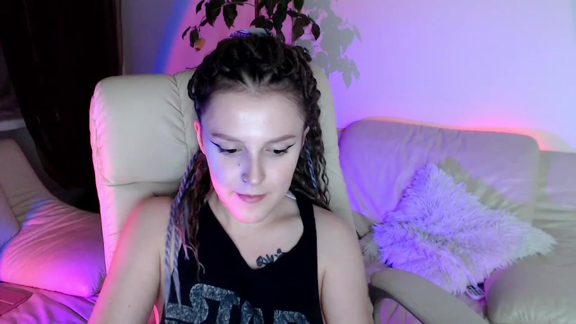 Gallery image thumbnail from Rebecca_Kitty's myfreecams stream on, 11/18/2022, 02:56 image 18 of 20