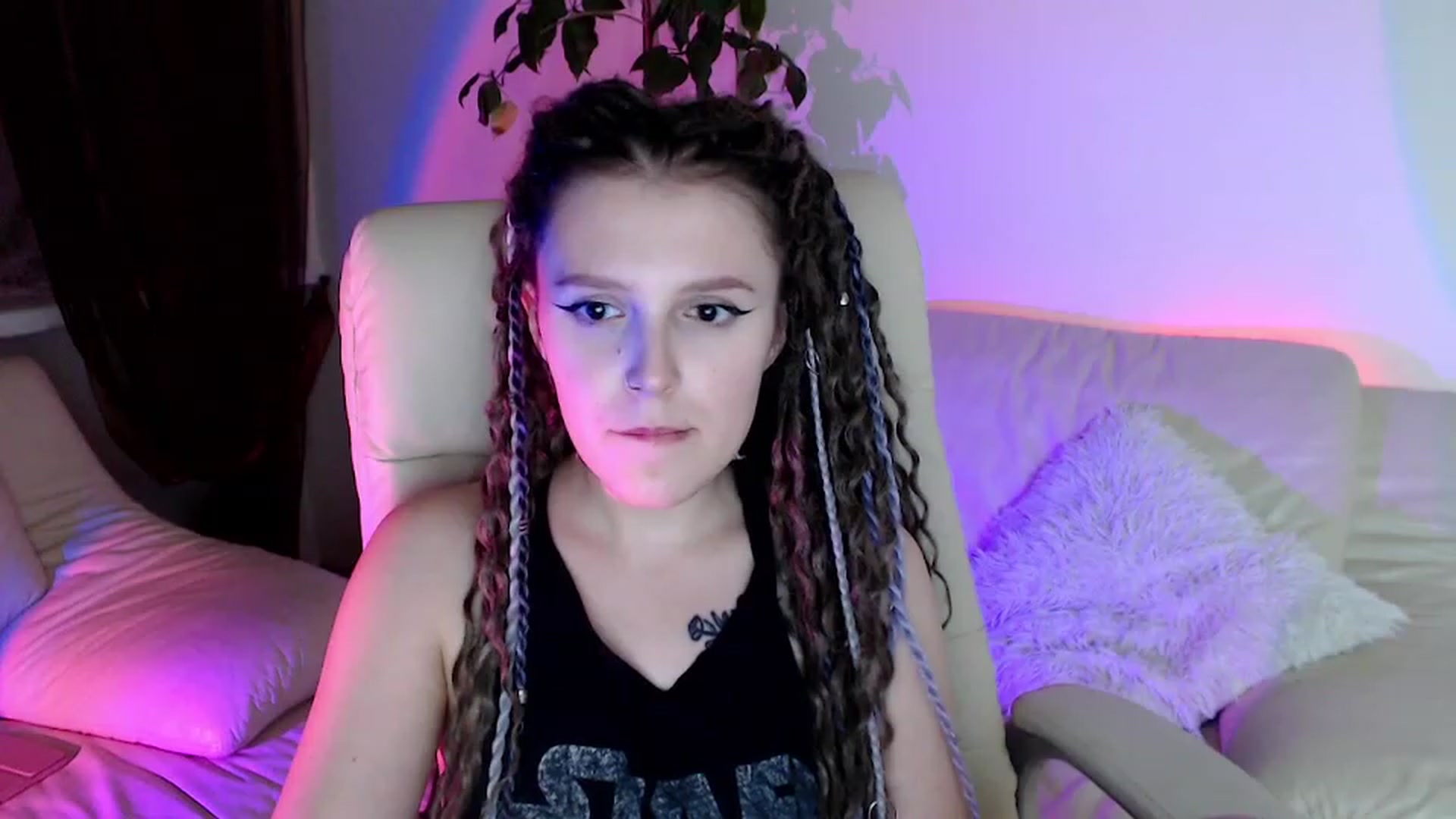 Gallery image thumbnail from Rebecca_Kitty's myfreecams stream on, 11/18/2022, 02:56 image 14 of 20
