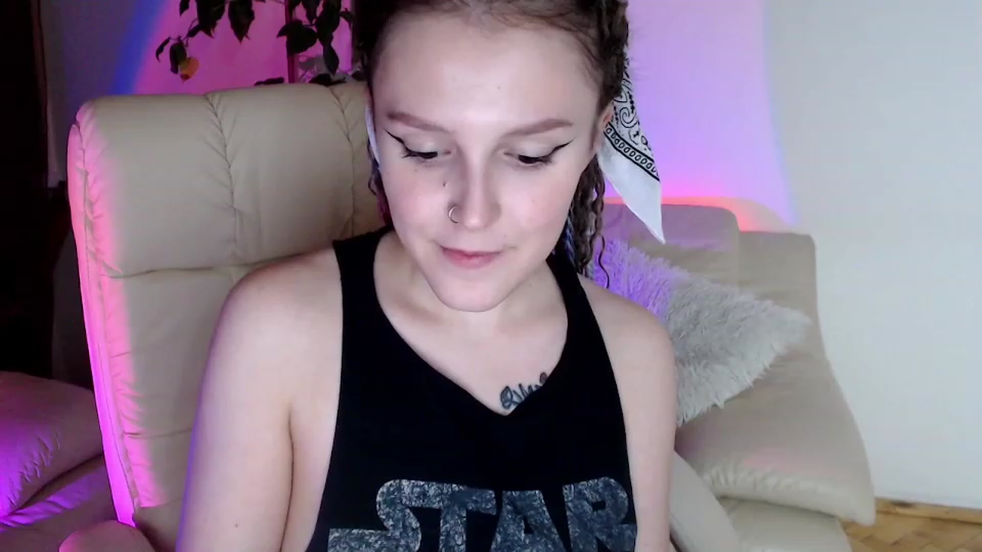 Gallery image thumbnail from Rebecca_Kitty's myfreecams stream on, 11/18/2022, 03:38 image 18 of 20