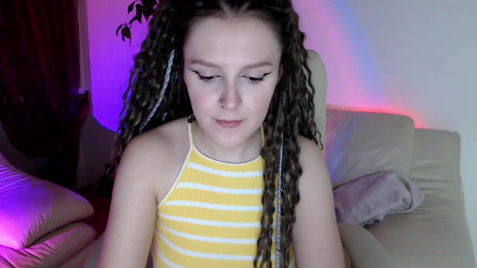 Gallery image thumbnail from Rebecca_Kitty's myfreecams stream on, 11/19/2022, 01:18 image 4 of 20