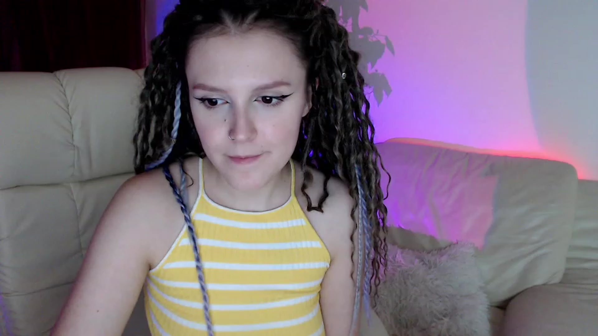 Gallery image thumbnail from Rebecca_Kitty's myfreecams stream on, 11/19/2022, 05:43 image 3 of 20