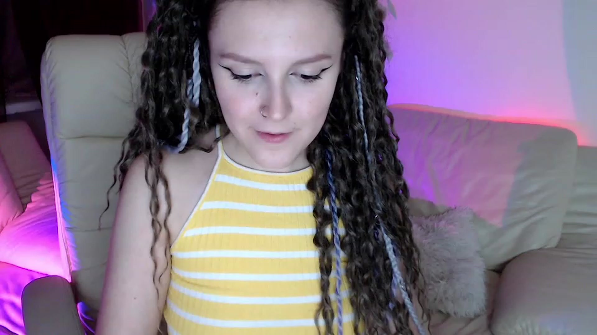 Gallery image thumbnail from Rebecca_Kitty's myfreecams stream on, 11/19/2022, 05:43 image 11 of 20
