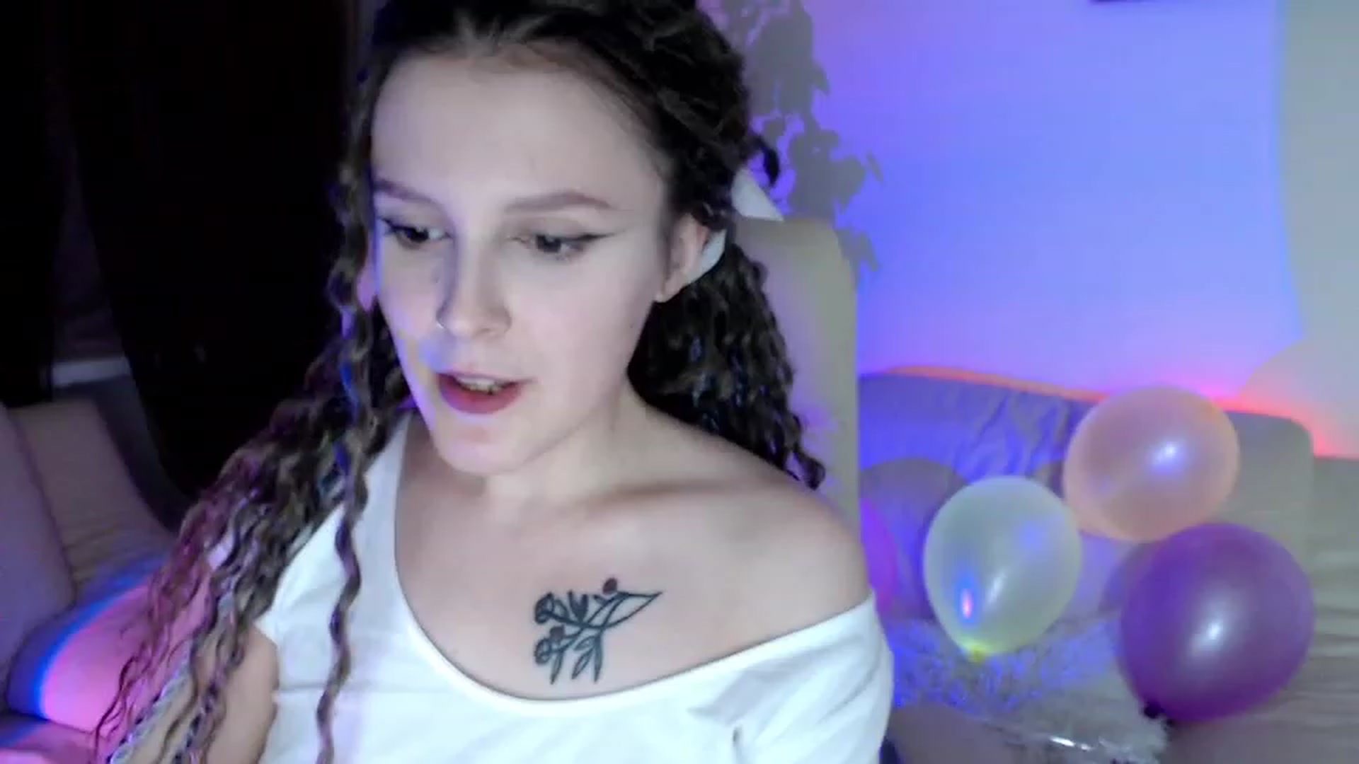 Gallery image thumbnail from Rebecca_Kitty's myfreecams stream on, 11/19/2022, 21:59 image 11 of 20