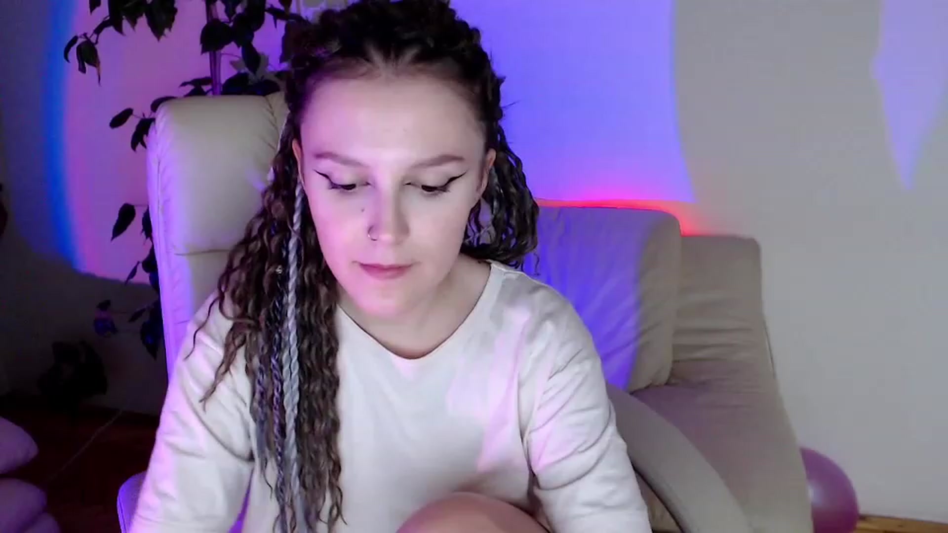 Gallery image thumbnail from Rebecca_Kitty's myfreecams stream on, 11/20/2022, 02:57 image 20 of 20