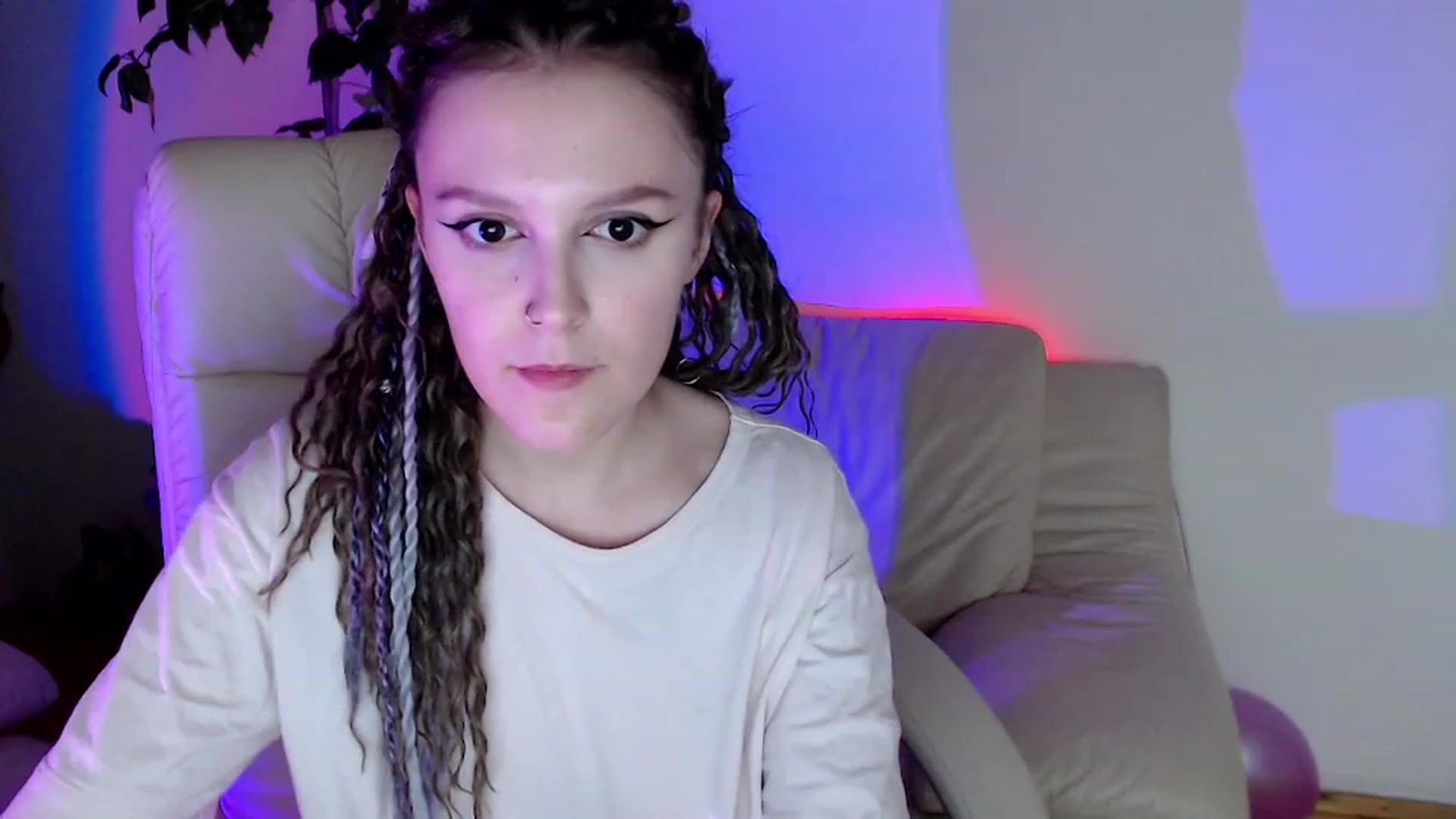 Gallery image thumbnail from Rebecca_Kitty's myfreecams stream on, 11/20/2022, 02:57 image 17 of 20