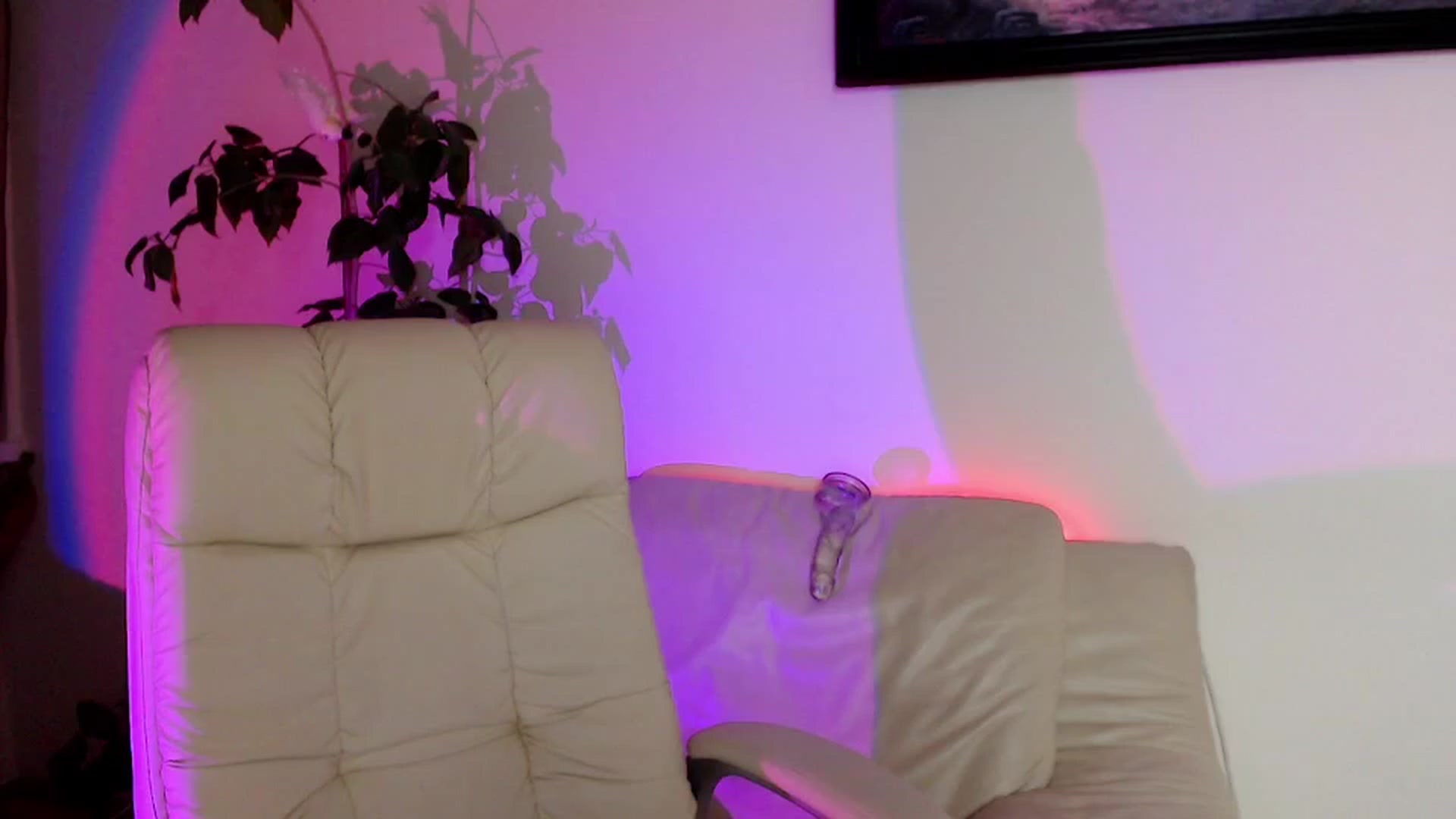Gallery image thumbnail from Rebecca_Kitty's myfreecams stream on, 11/20/2022, 23:46 image 9 of 20