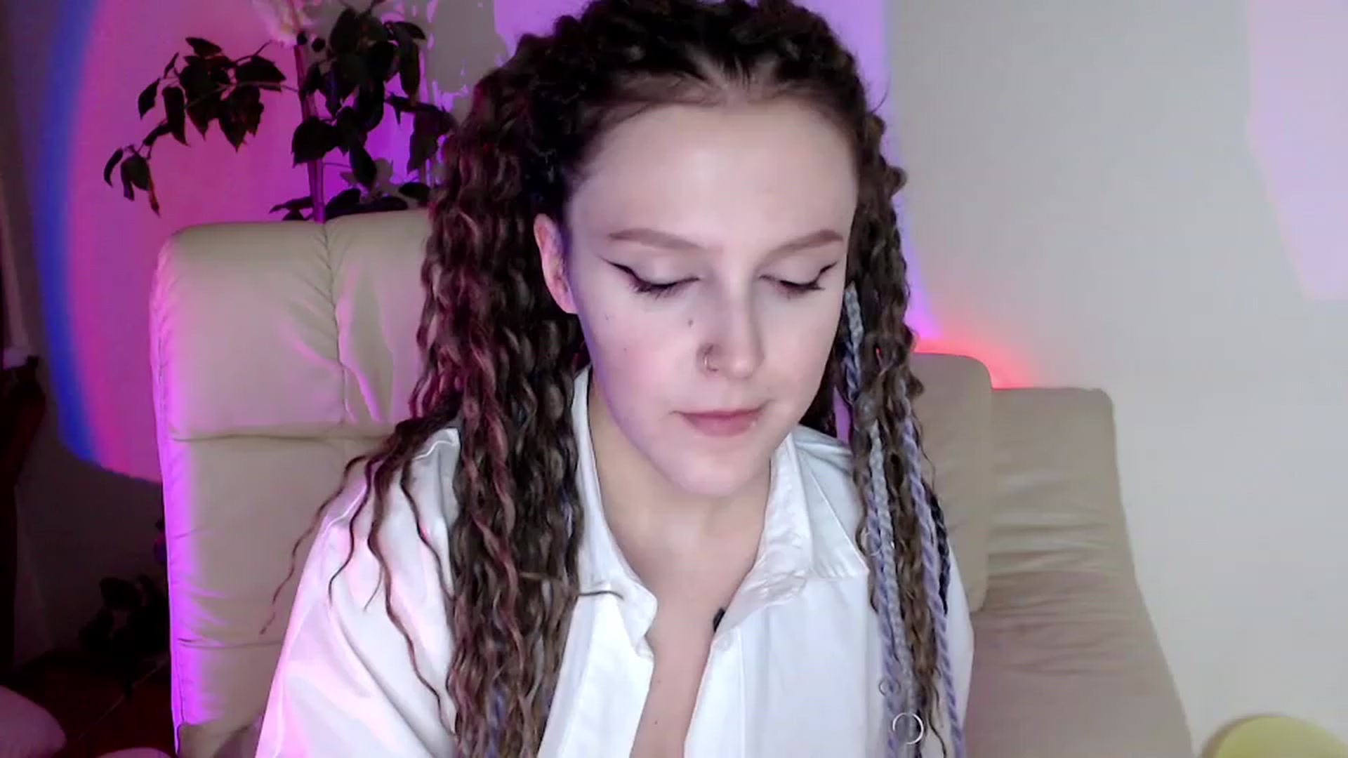 Gallery image thumbnail from Rebecca_Kitty's myfreecams stream on, 11/20/2022, 23:46 image 3 of 20