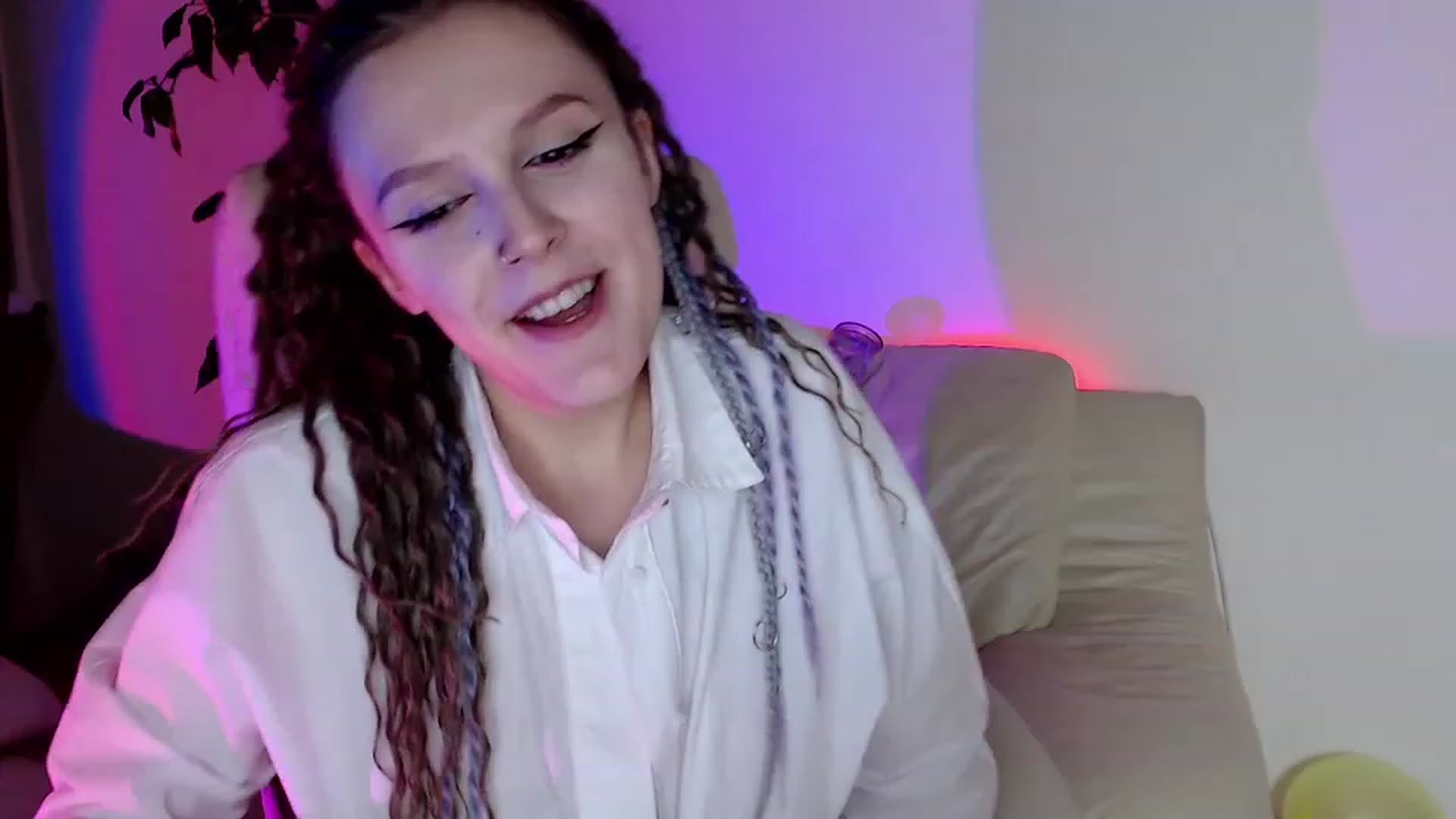 Gallery image thumbnail from Rebecca_Kitty's myfreecams stream on, 11/20/2022, 23:46 image 7 of 20