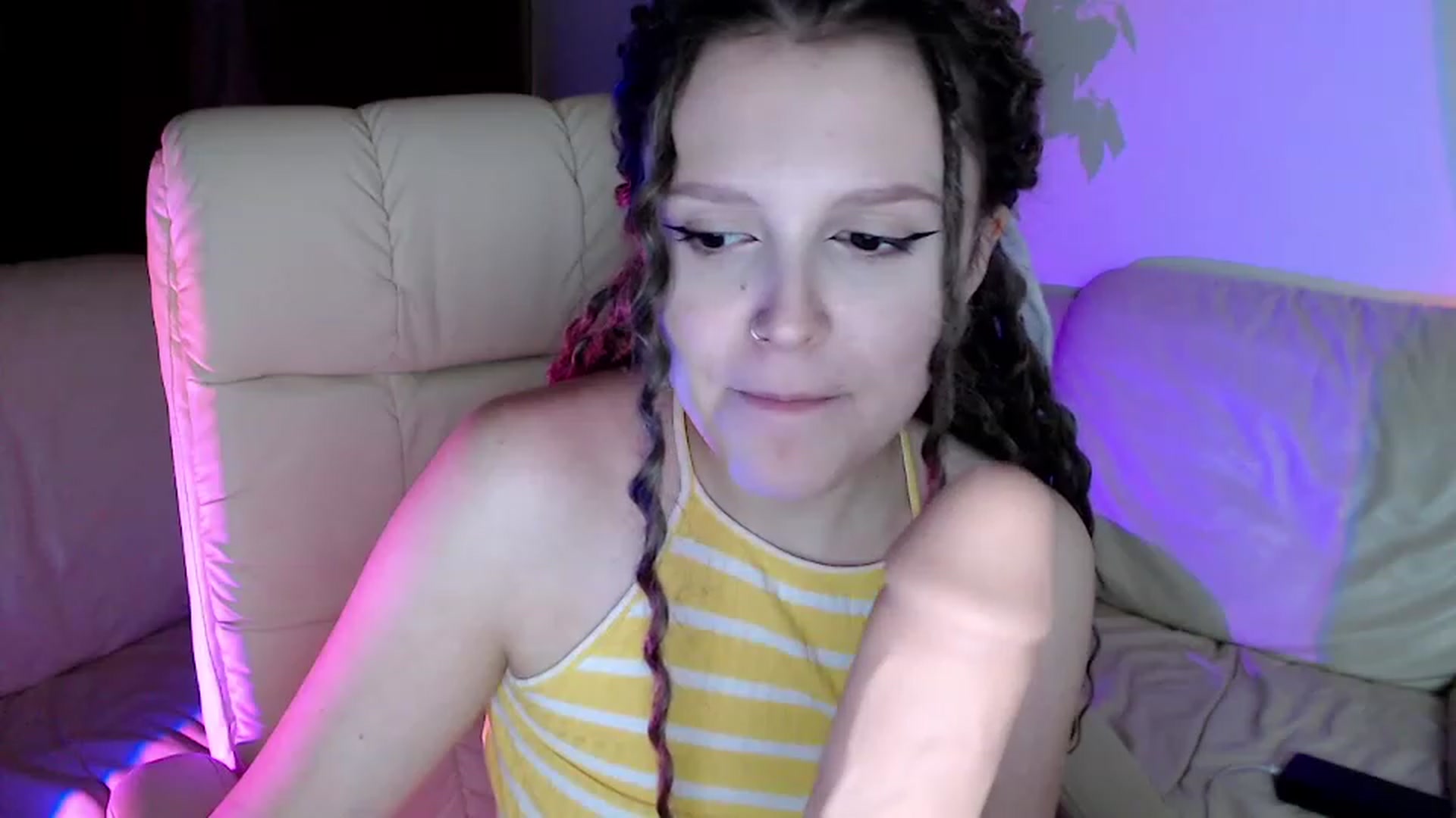 Gallery image thumbnail from Rebecca_Kitty's myfreecams stream on, 11/24/2022, 04:35 image 19 of 20
