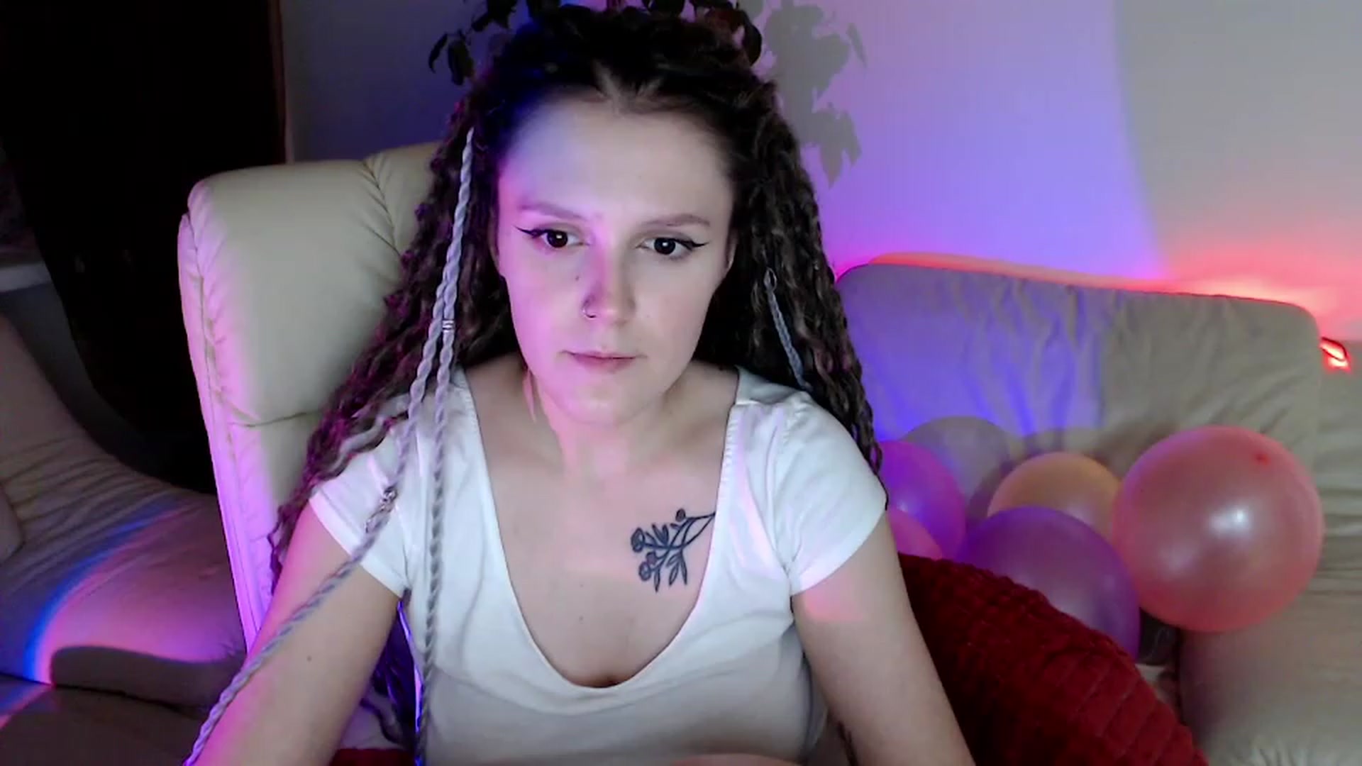 Gallery image thumbnail from Rebecca_Kitty's myfreecams stream on, 11/26/2022, 03:09 image 5 of 20