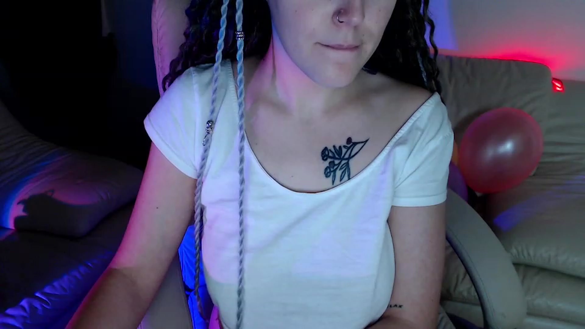 Gallery image thumbnail from Rebecca_Kitty's myfreecams stream on, 11/26/2022, 03:09 image 17 of 20