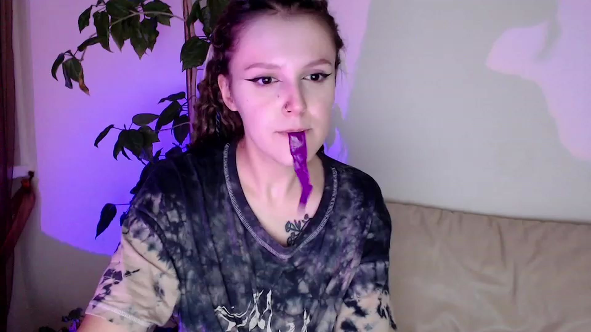 Gallery image thumbnail from Rebecca_Kitty's myfreecams stream on, 11/27/2022, 02:24 image 4 of 20