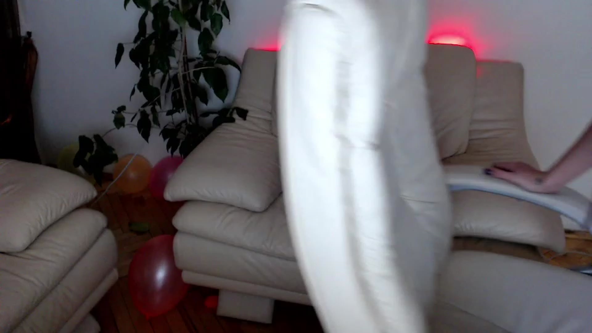 Gallery image thumbnail from Rebecca_Kitty's myfreecams stream on, 11/27/2022, 20:16 image 4 of 20