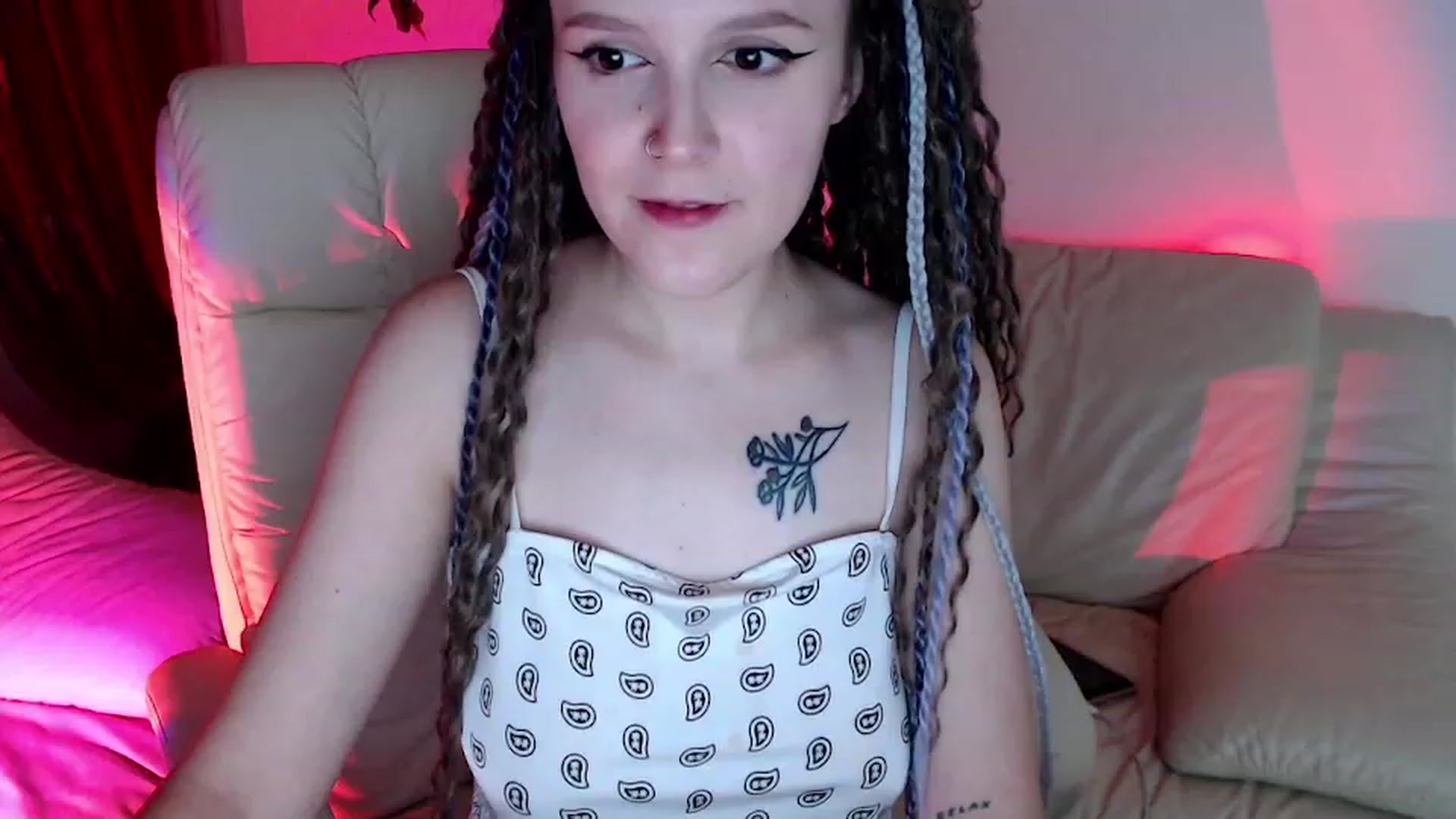 Gallery image thumbnail from Rebecca_Kitty's myfreecams stream on, 11/28/2022, 22:21 image 2 of 20
