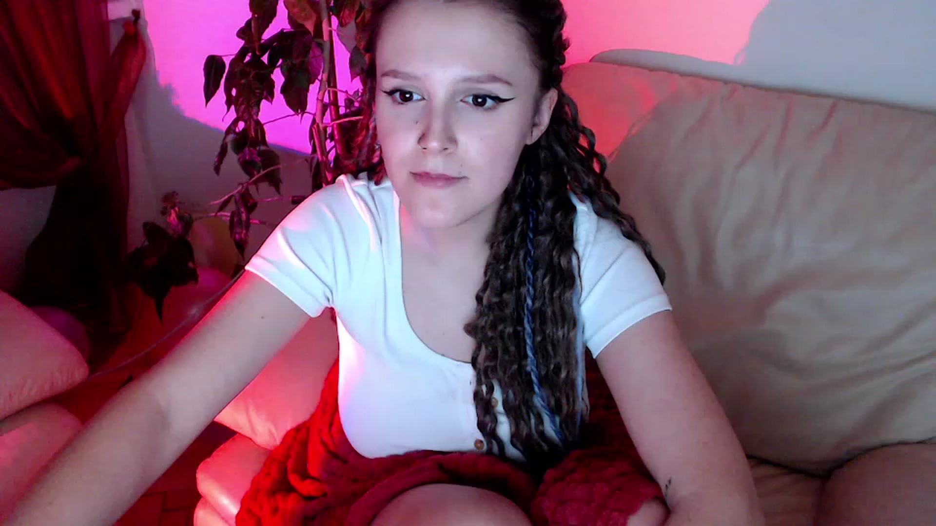 Gallery image thumbnail from Rebecca_Kitty's myfreecams stream on, 11/29/2022, 05:29 image 15 of 20