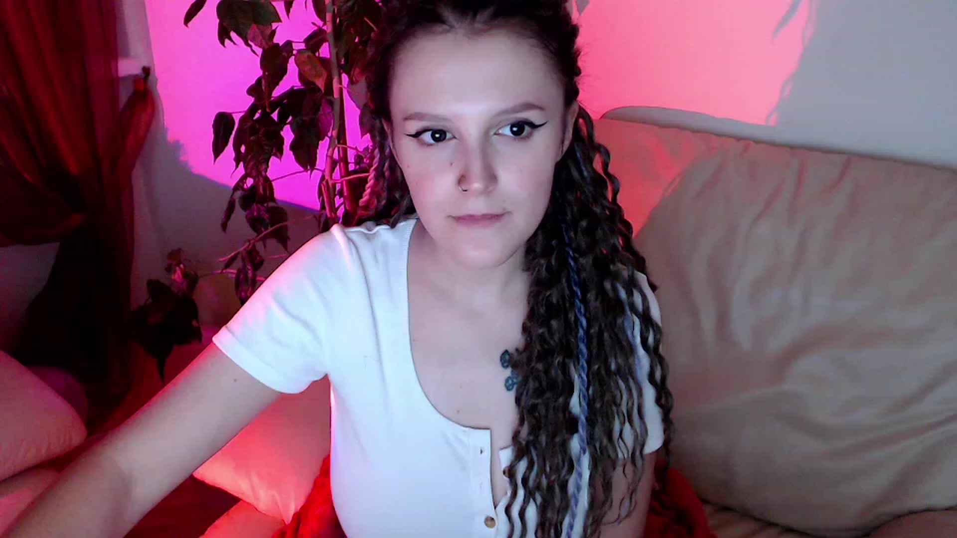 Gallery image thumbnail from Rebecca_Kitty's myfreecams stream on, 11/29/2022, 05:29 image 12 of 20