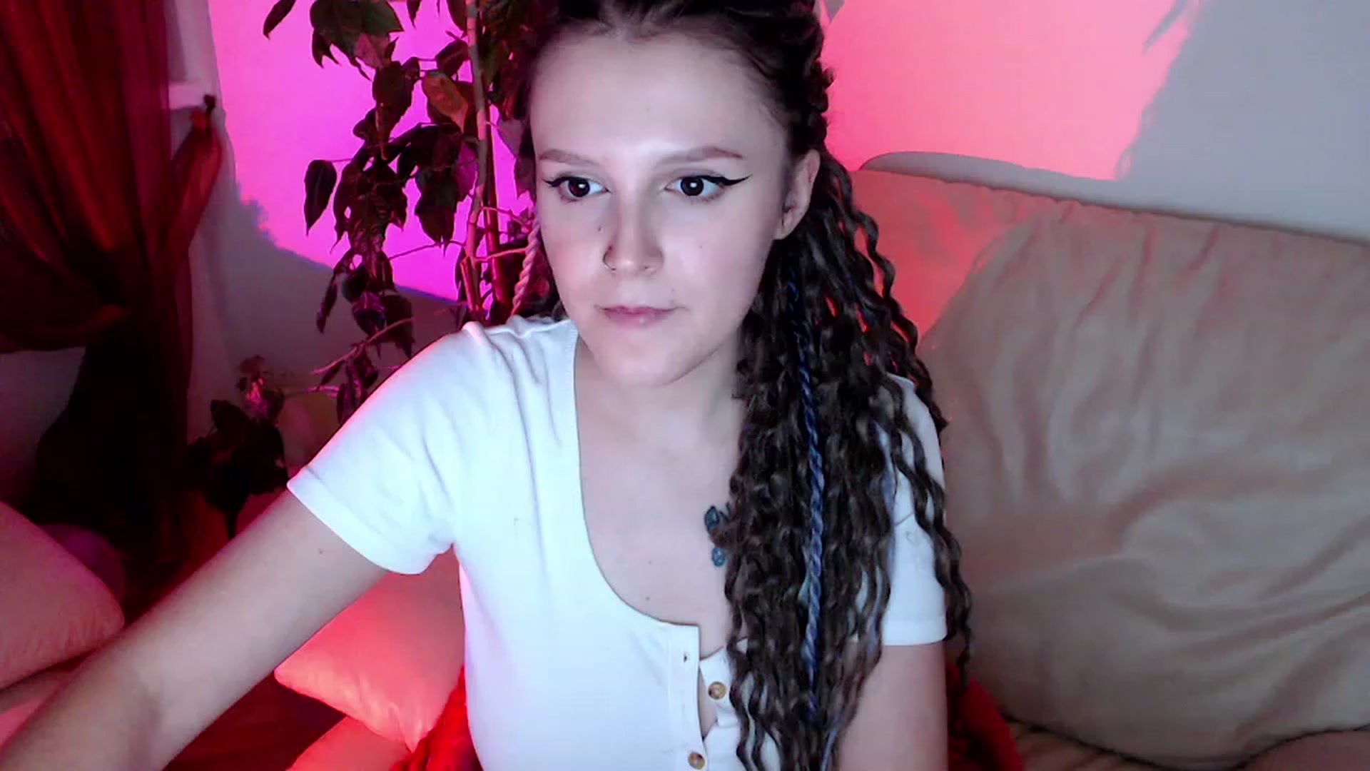 Gallery image thumbnail from Rebecca_Kitty's myfreecams stream on, 11/29/2022, 05:29 image 11 of 20