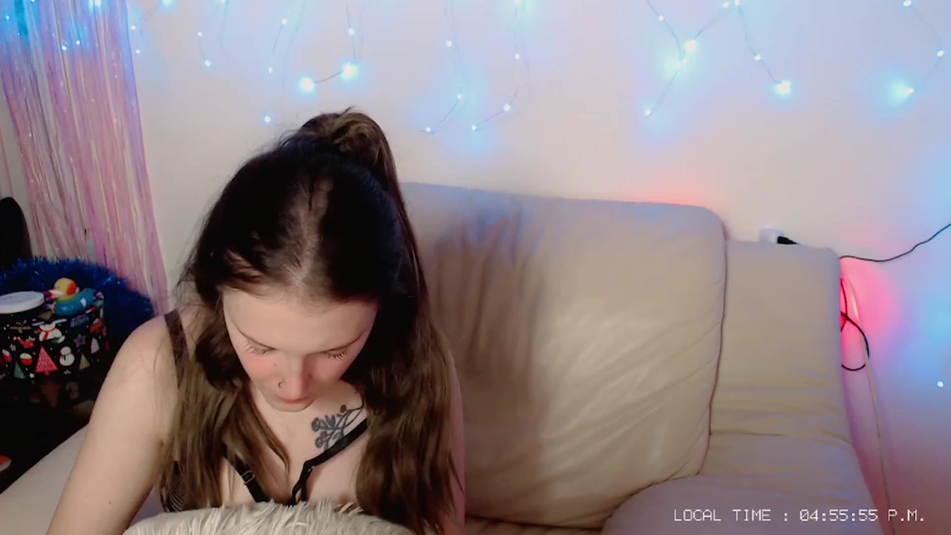 Gallery image thumbnail from Rebecca_Kitty's myfreecams stream on, 01/01/2023, 03:47 image 8 of 20