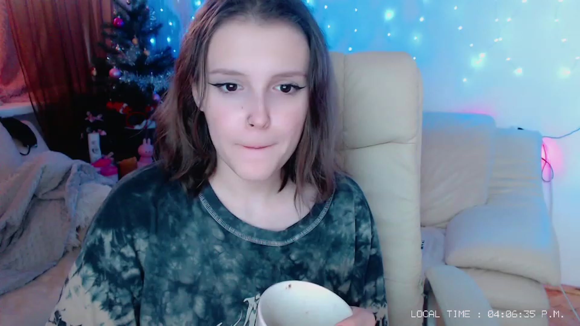Gallery image thumbnail from Rebecca_Kitty's myfreecams stream on, 01/01/2023, 14:48 image 1 of 20