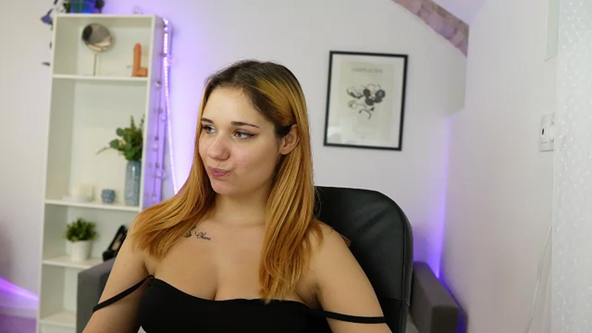 Gallery image thumbnail from Rebel__Lynn's myfreecams stream on, 01/02/2024, 12:45 image 19 of 20