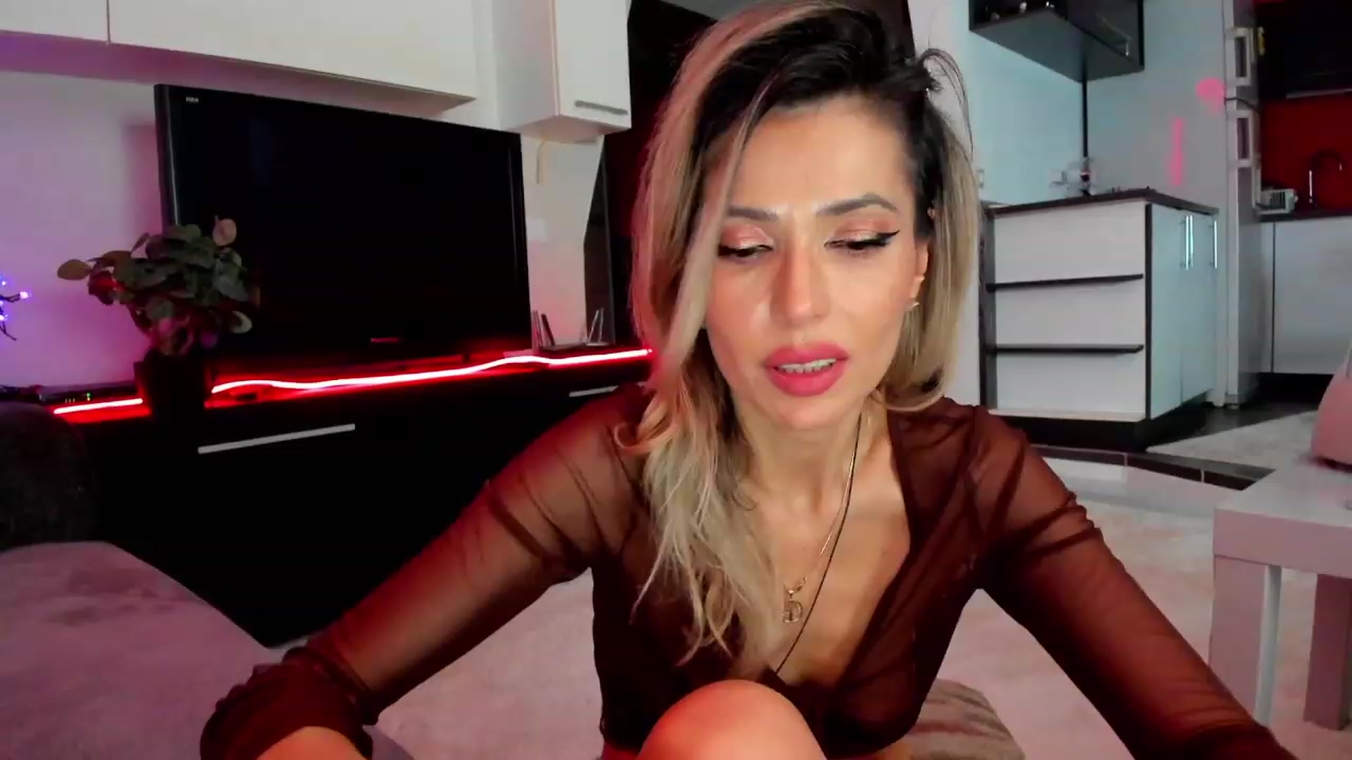 Gallery image thumbnail from RedButtMonkey's myfreecams stream on, 03/14/2024, 01:58 image 20 of 20
