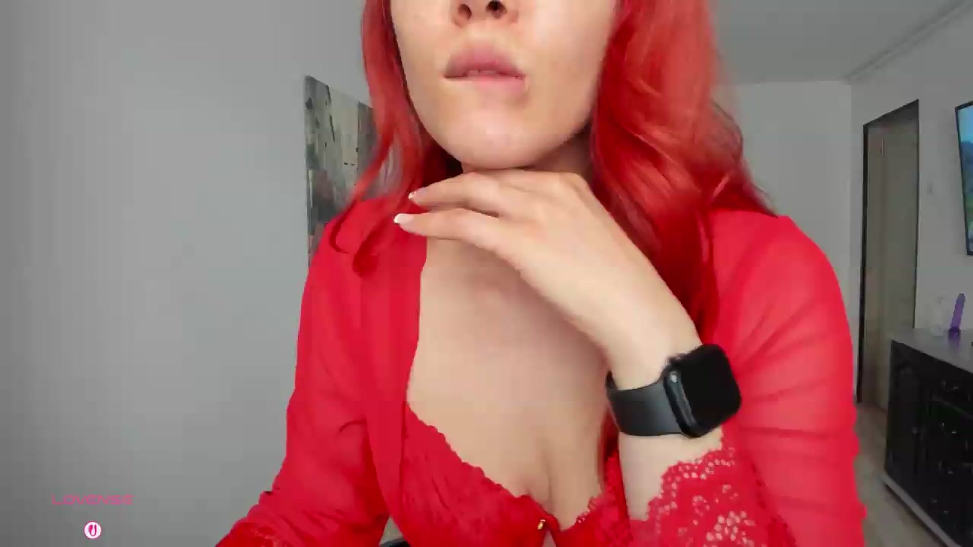 Gallery image thumbnail from RedFireVelvet's myfreecams stream on, 06/01/2026, 11:41 image 3 of 20