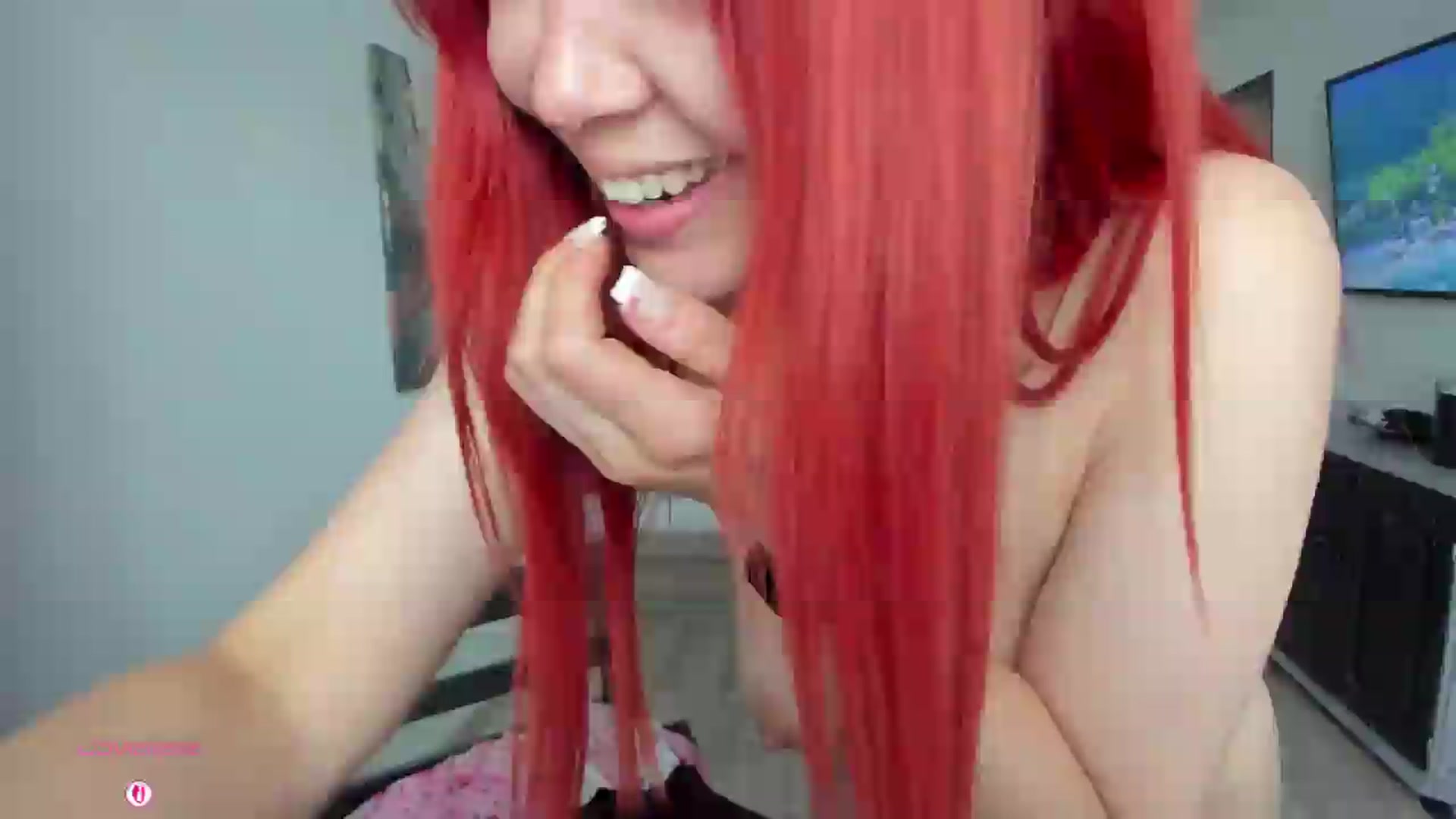 Gallery image thumbnail from RedFireVelvet's myfreecams stream on, 06/04/2026, 13:49 image 1 of 20