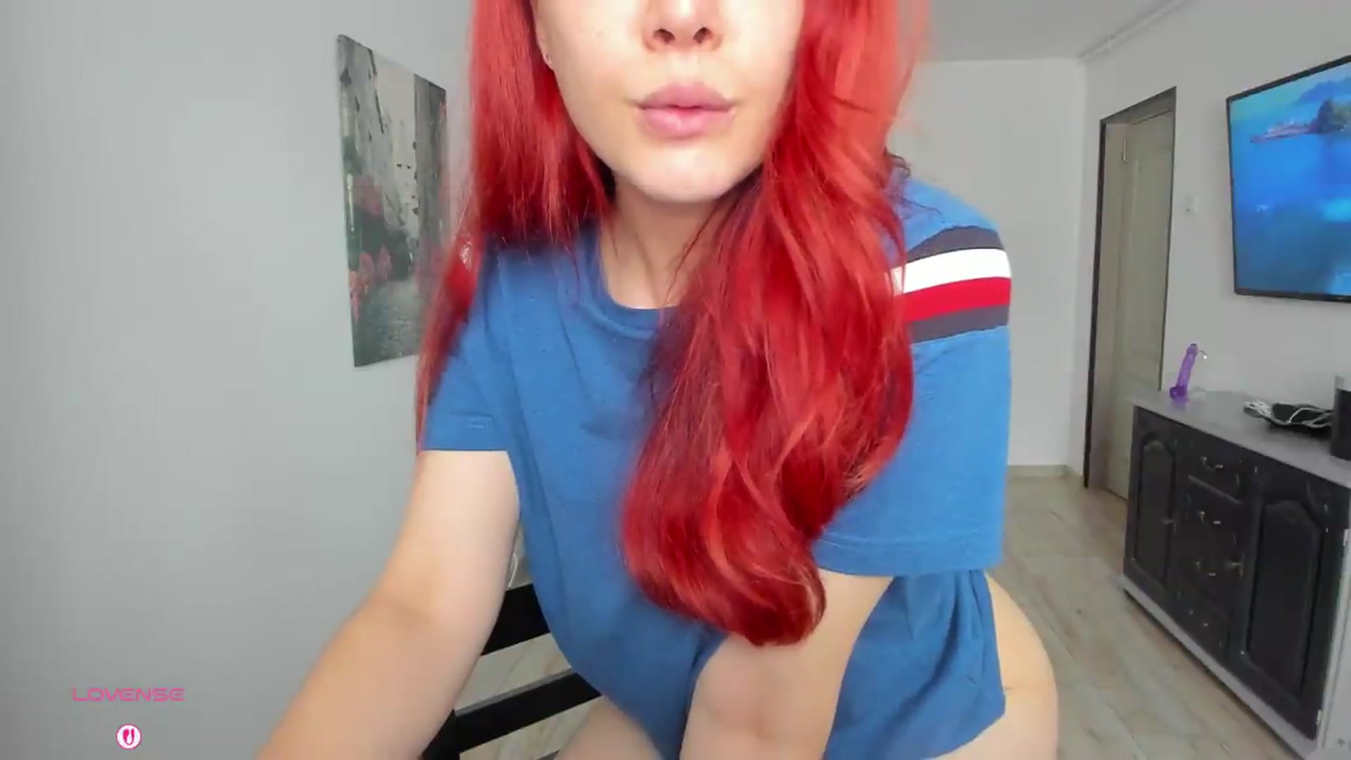 Gallery image thumbnail from RedFireVelvet's myfreecams stream on, 06/05/2026, 11:39 image 9 of 20