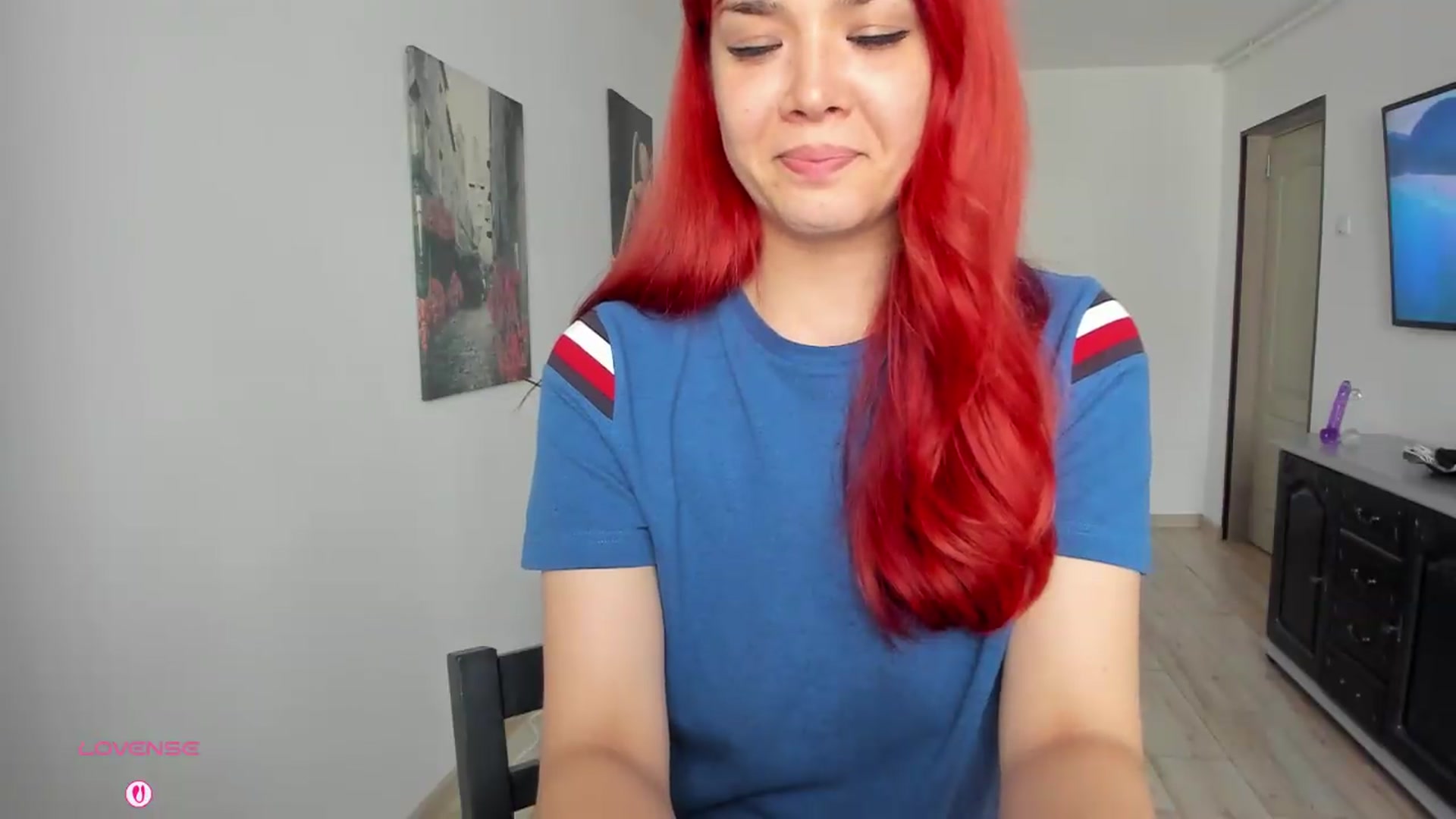 Gallery image thumbnail from RedFireVelvet's myfreecams stream on, 06/05/2026, 11:39 image 17 of 20