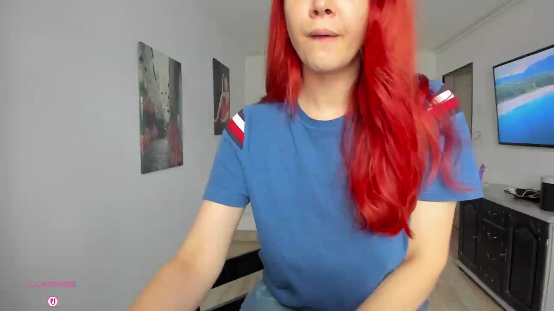 Gallery image thumbnail from RedFireVelvet's myfreecams stream on, 06/05/2026, 11:39 image 3 of 20