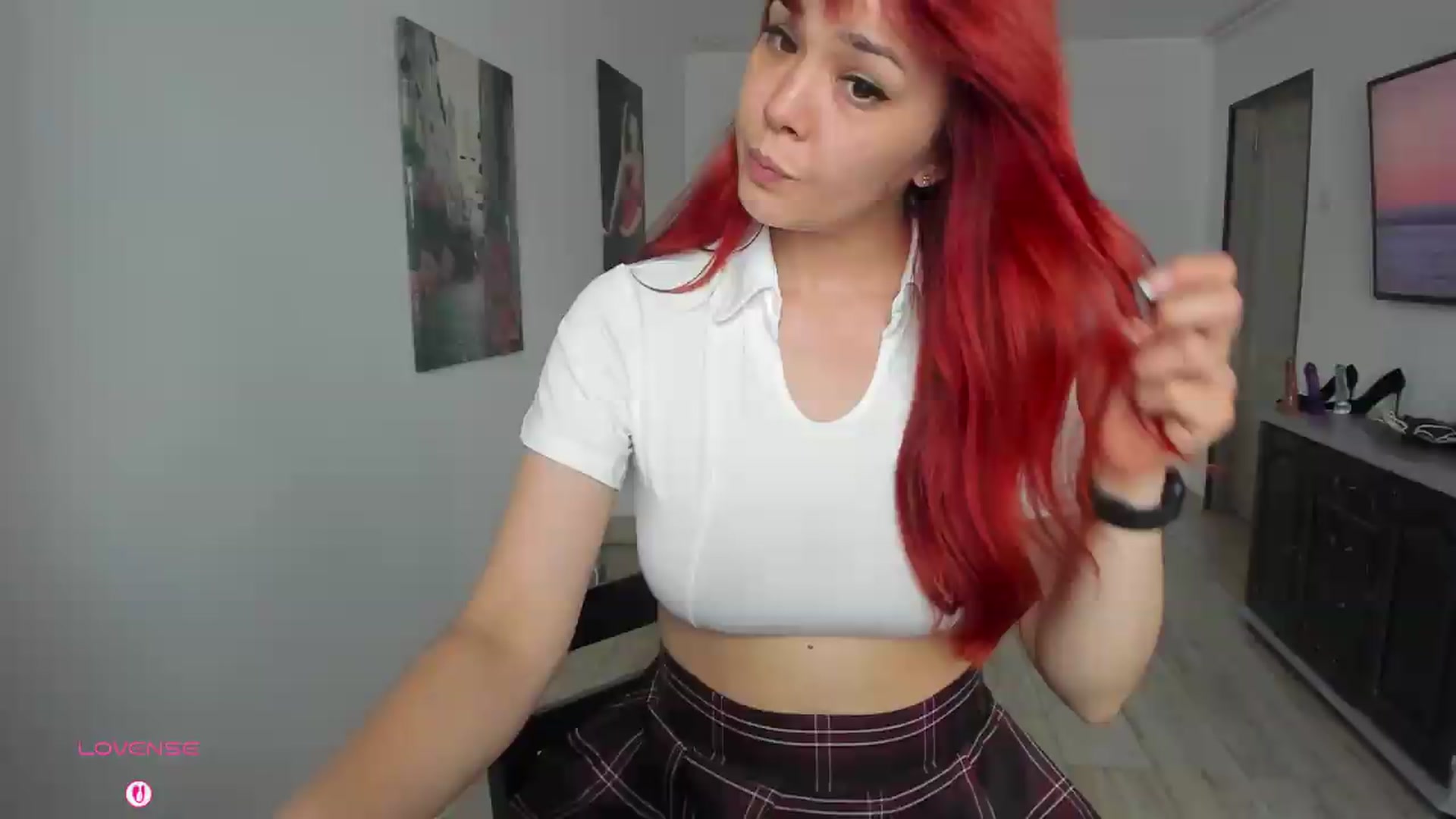 Gallery image thumbnail from RedFireVelvet's myfreecams stream on, 06/10/2026, 12:06 image 2 of 20