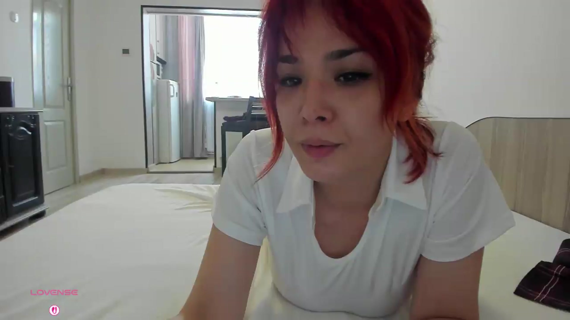 Gallery image thumbnail from RedFireVelvet's myfreecams stream on, 06/10/2026, 12:06 image 14 of 20
