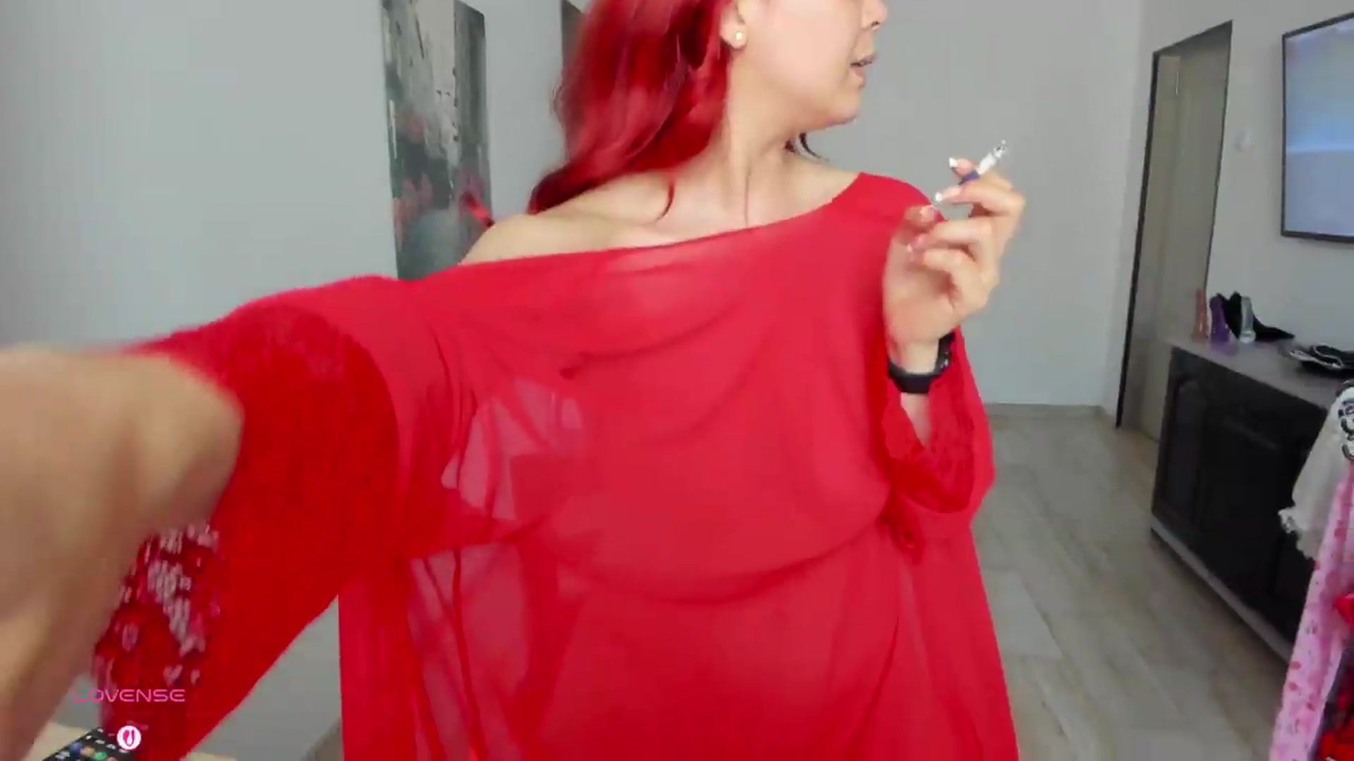Gallery image thumbnail from RedFireVelvet's myfreecams stream on, 06/19/2026, 10:55 image 13 of 20