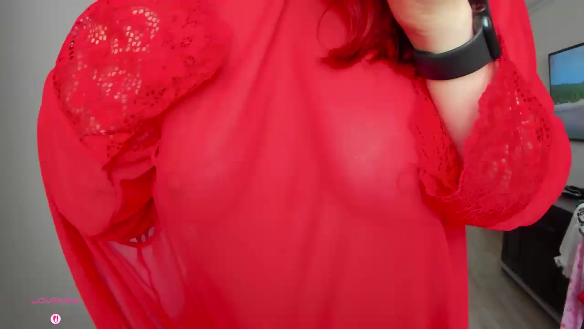 Gallery image thumbnail from RedFireVelvet's myfreecams stream on, 06/19/2026, 10:55 image 2 of 20