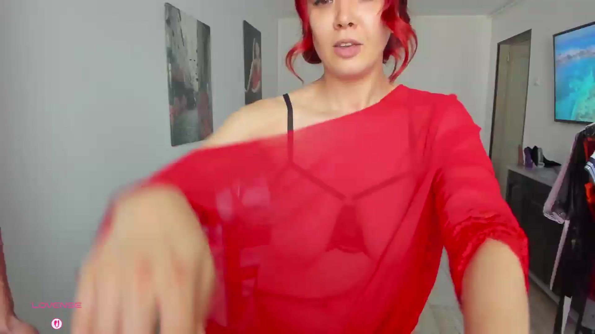 Gallery image thumbnail from RedFireVelvet's myfreecams stream on, 06/19/2026, 12:01 image 16 of 20