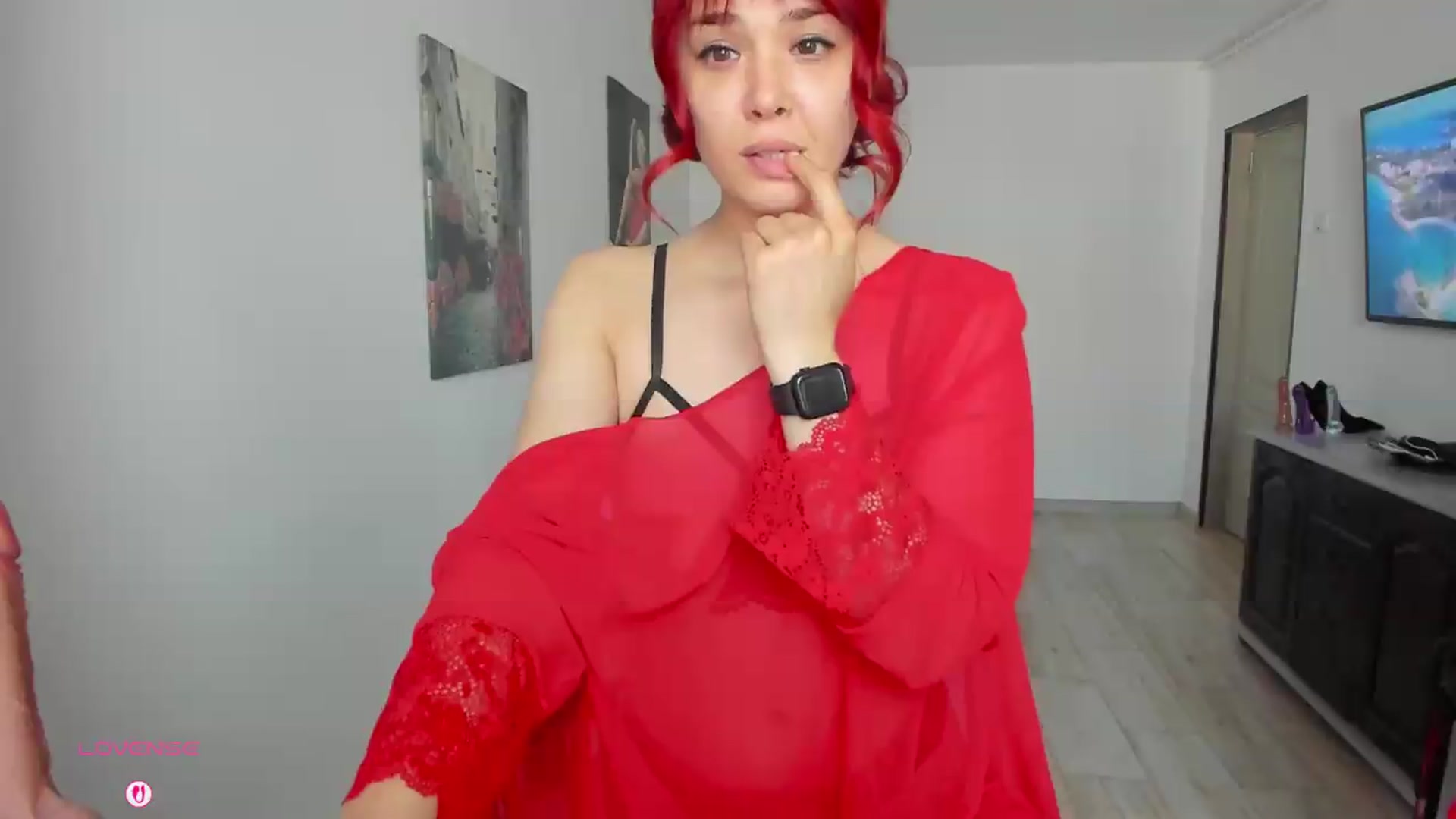Gallery image thumbnail from RedFireVelvet's myfreecams stream on, 06/19/2026, 12:01 image 3 of 20