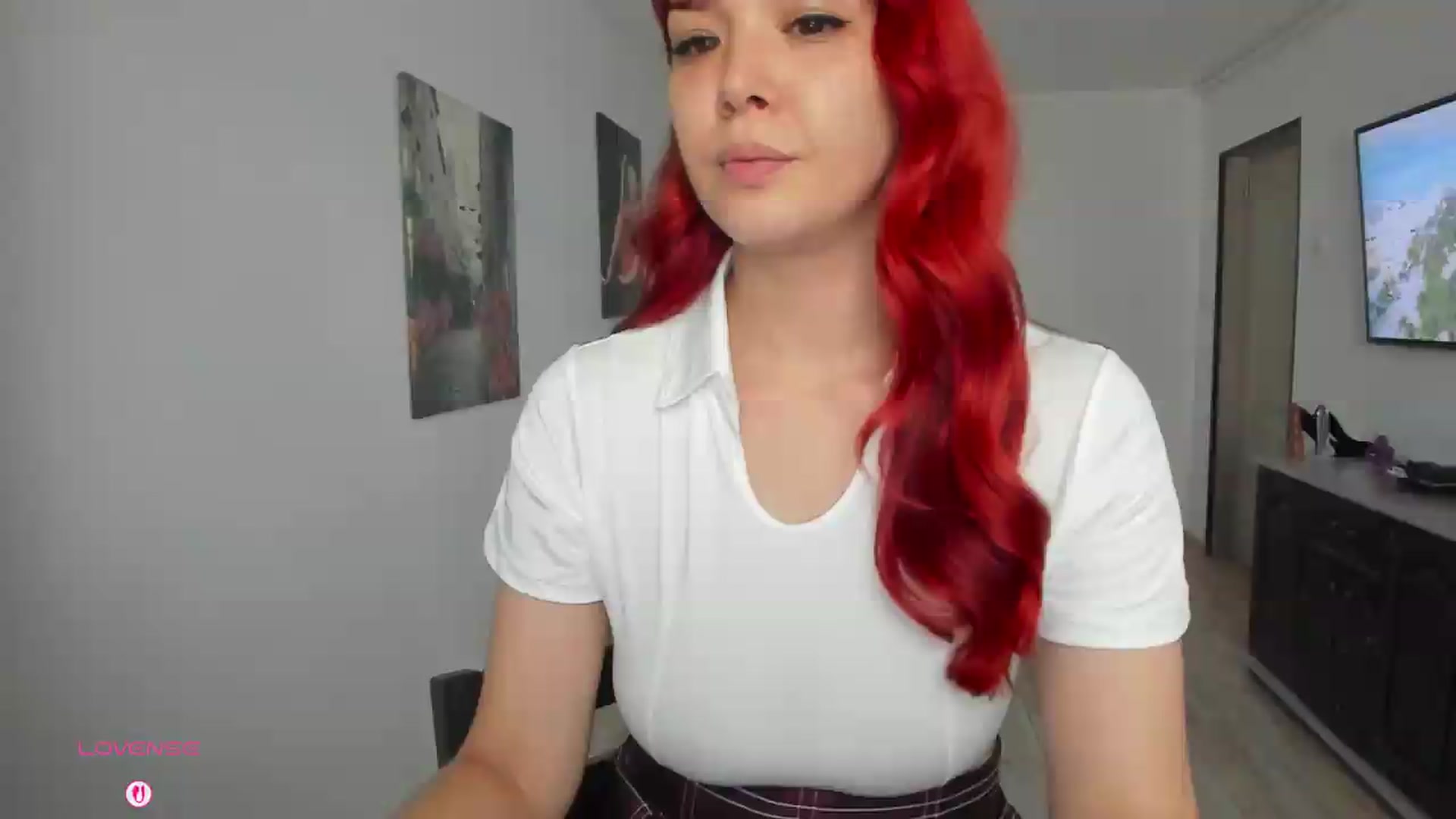 Gallery image thumbnail from RedFireVelvet's myfreecams stream on, 06/23/2026, 10:40 image 10 of 20