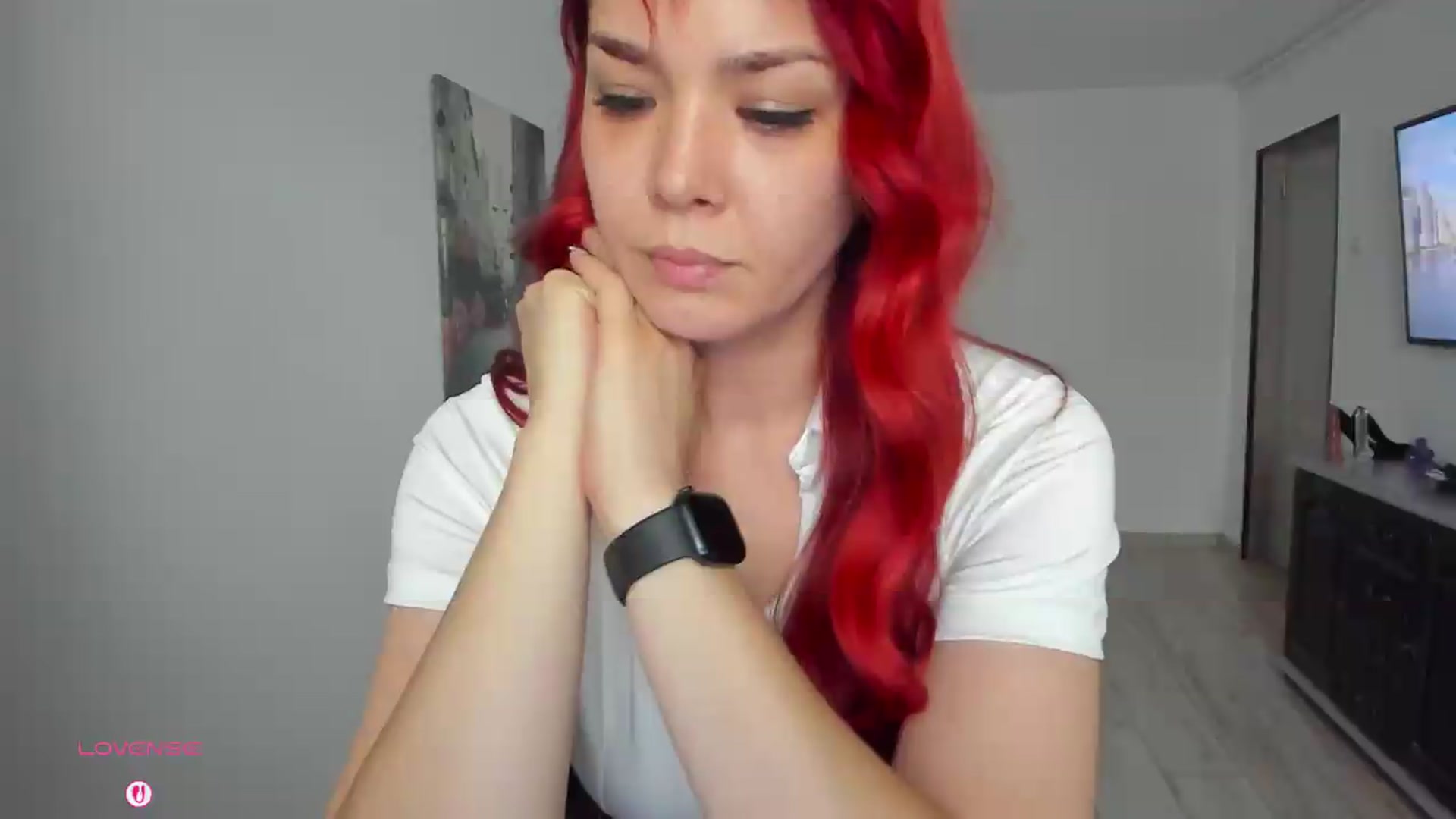 Gallery image thumbnail from RedFireVelvet's myfreecams stream on, 06/23/2026, 10:40 image 13 of 20