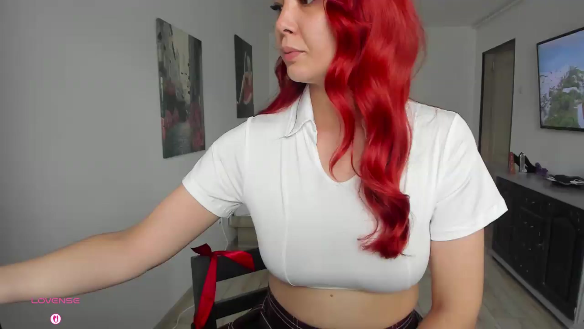 Gallery image thumbnail from RedFireVelvet's myfreecams stream on, 06/23/2026, 11:42 image 15 of 20