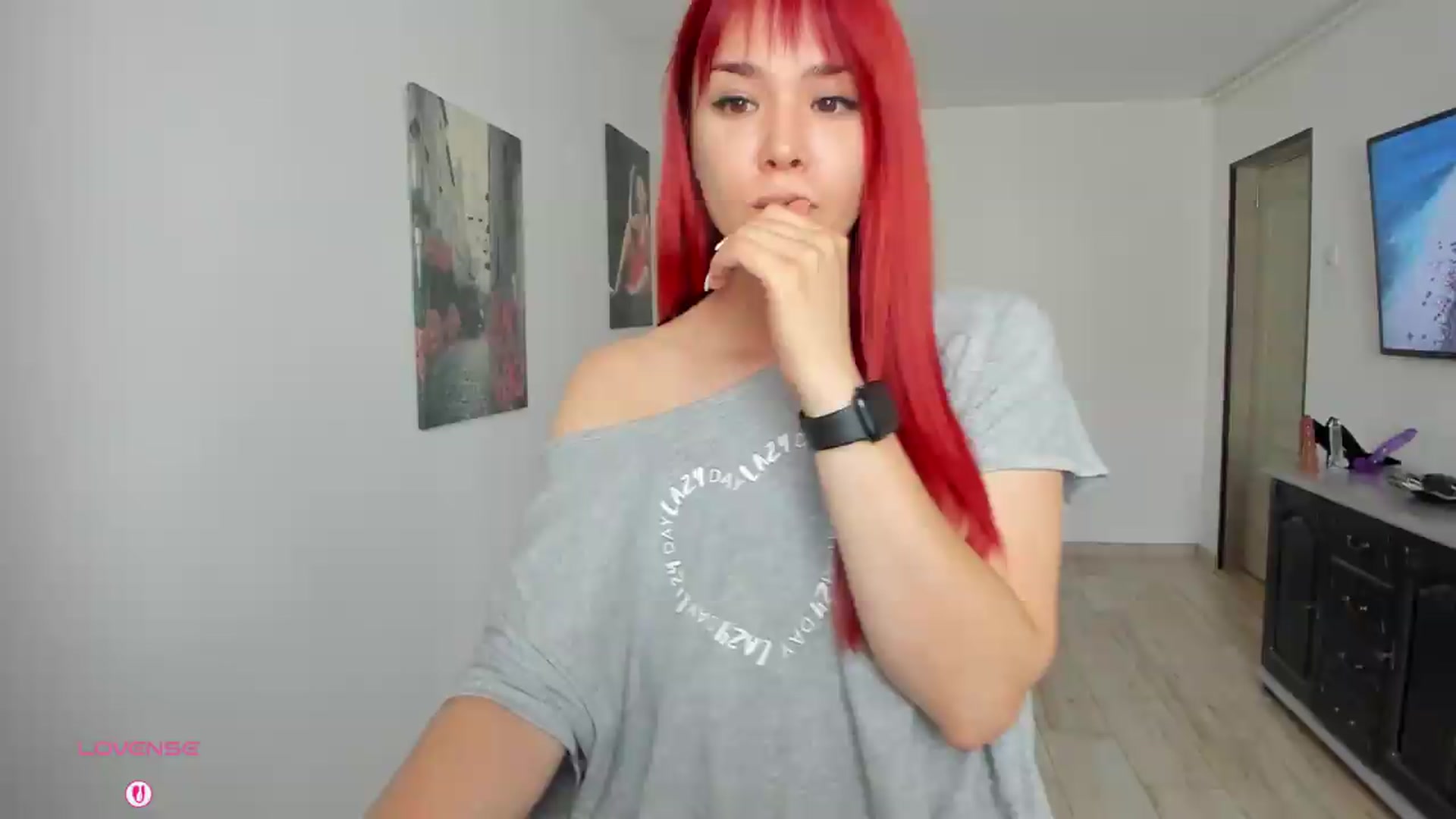 Gallery image thumbnail from RedFireVelvet's myfreecams stream on, 06/25/2026, 09:31 image 4 of 20