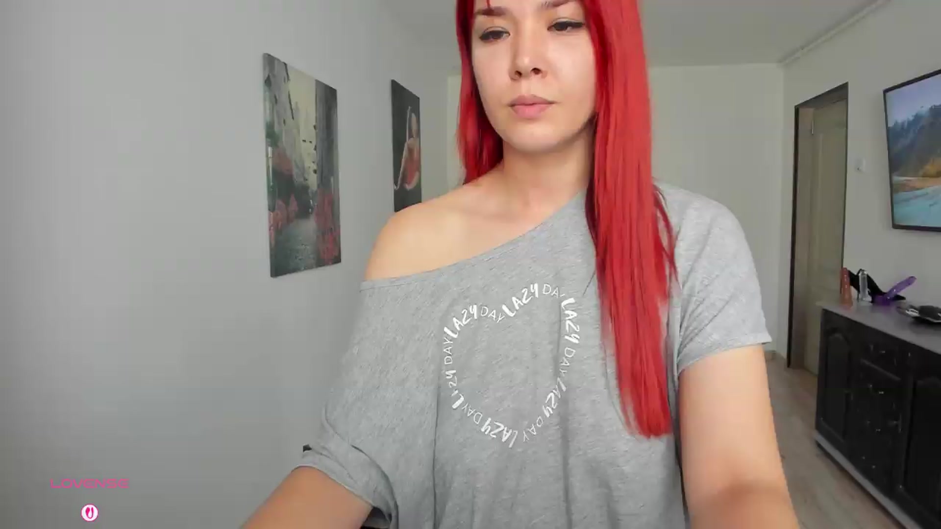 Gallery image thumbnail from RedFireVelvet's myfreecams stream on, 06/25/2026, 09:31 image 12 of 20
